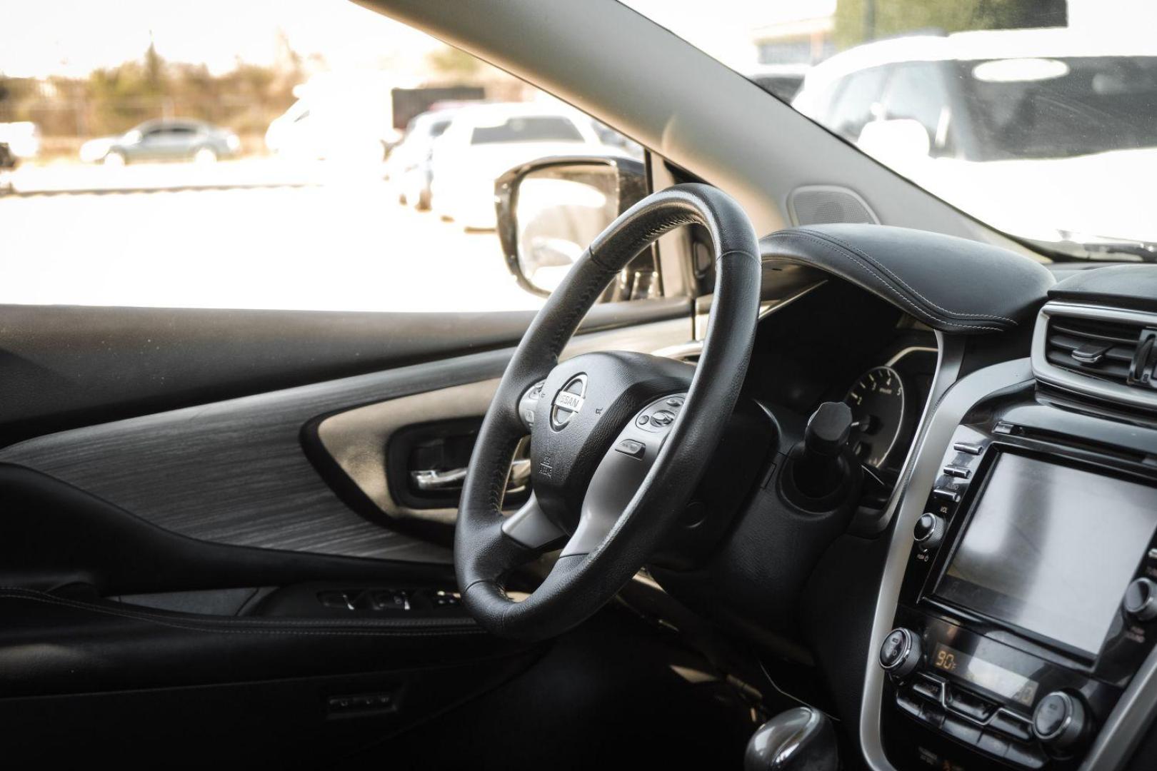 2015 BLACK Nissan Murano S (5N1AZ2MG2FN) with an 3.5L V6 DOHC 24V engine, Continuously Variable Transmission transmission, located at 2401 E Main St., Grand Prairie, TX, 75050, (972) 262-4440, 32.748981, -96.969643 - Photo#12