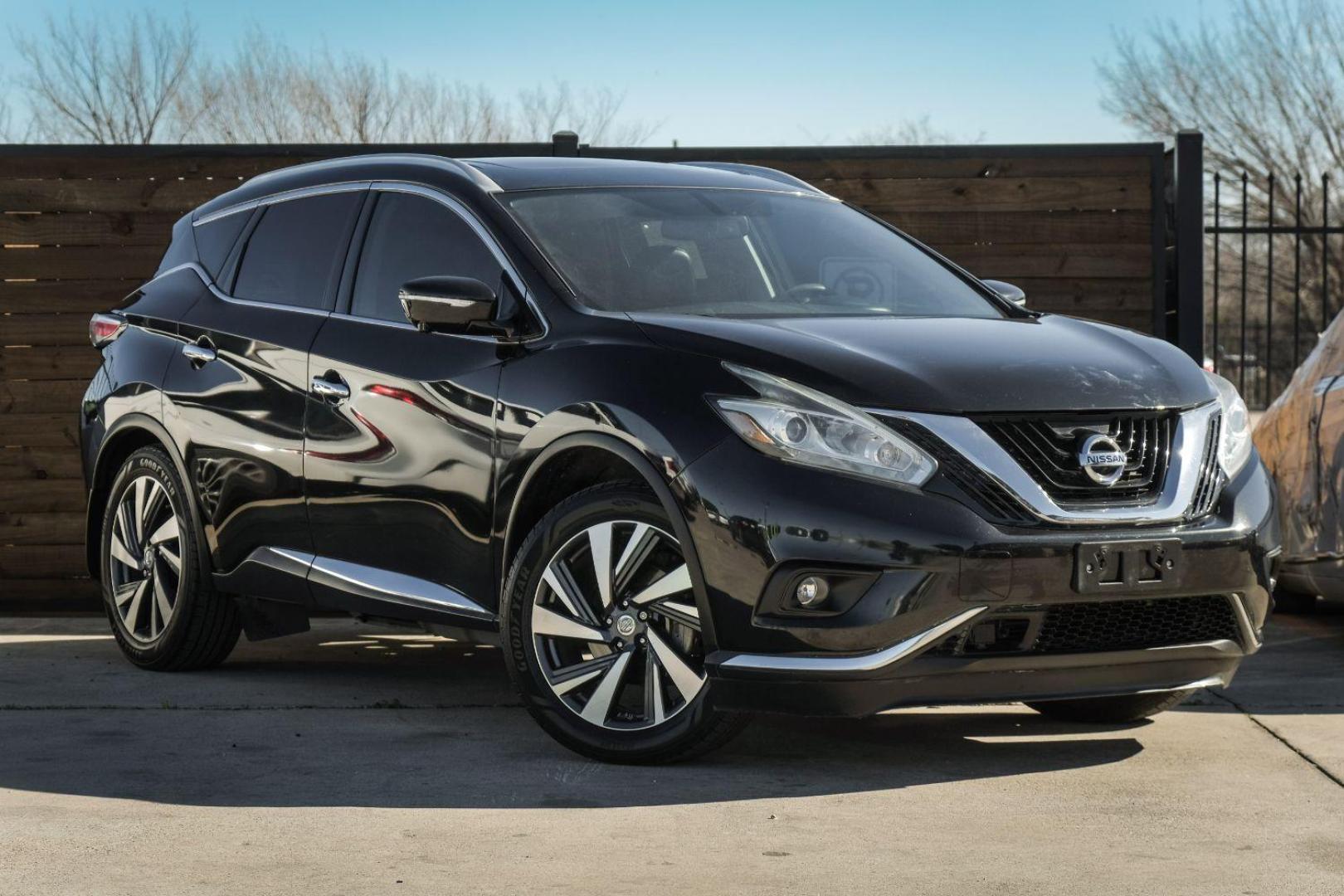 2015 BLACK Nissan Murano S (5N1AZ2MG2FN) with an 3.5L V6 DOHC 24V engine, Continuously Variable Transmission transmission, located at 2401 E Main St., Grand Prairie, TX, 75050, (972) 262-4440, 32.748981, -96.969643 - Photo#3