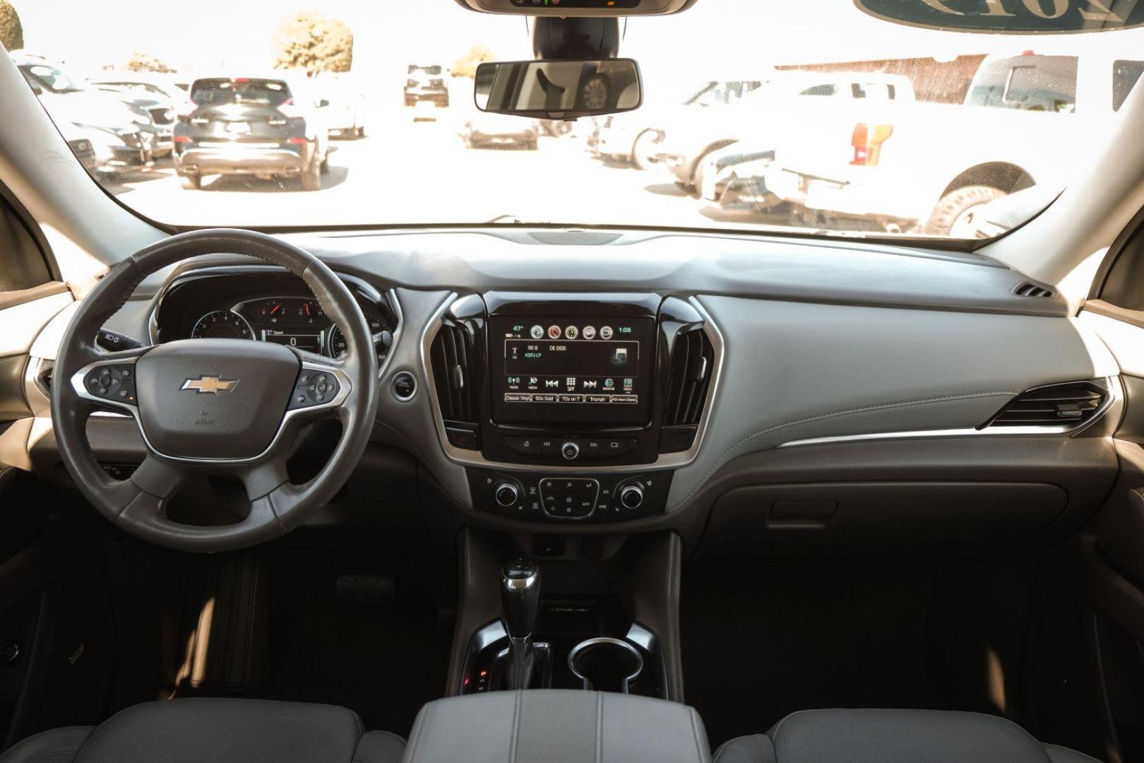 2019 GRAY Chevrolet Traverse Premier FWD (1GNERKKW5KJ) with an 3.6L V6 DOHC 24V engine, 9-Speed Automatic transmission, located at 2401 E Main St., Grand Prairie, TX, 75050, (972) 262-4440, 32.748981, -96.969643 - Photo#13