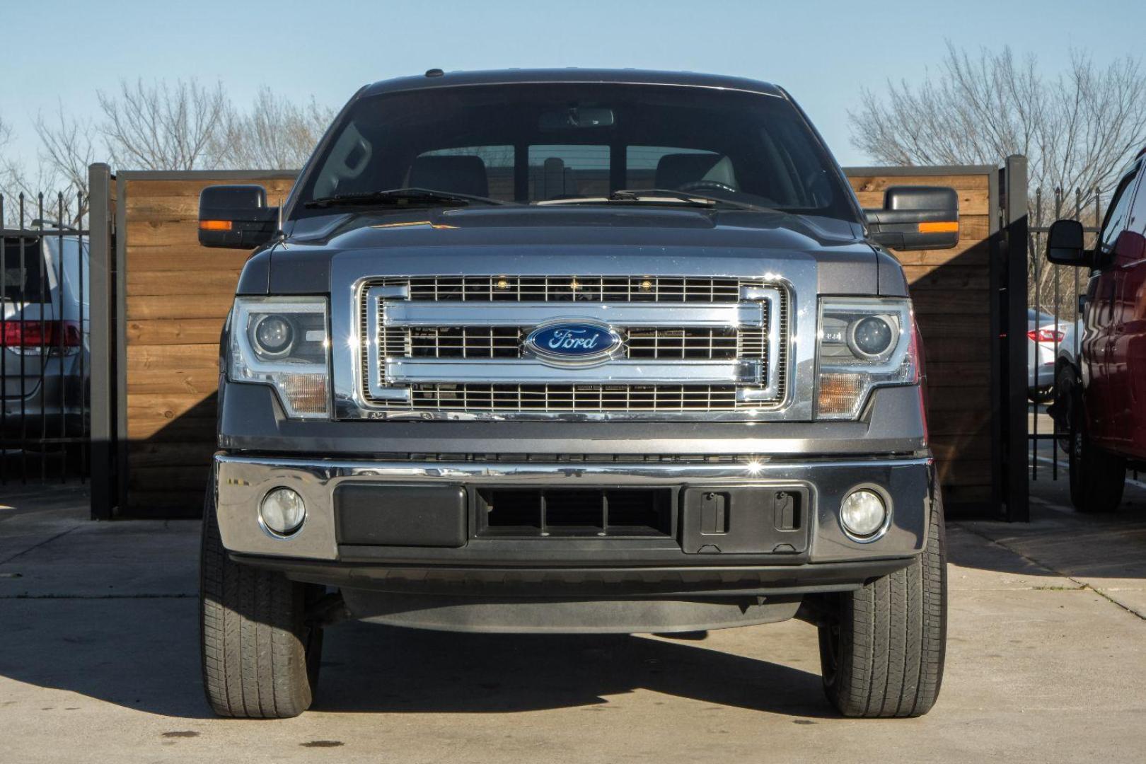 2014 GRAY Ford F-150 XL SuperCrew 5.5-ft. Bed 2WD (1FTFW1CT7EK) with an 3.5L V6 TURBO engine, 6-Speed Automatic transmission, located at 2401 E Main St., Grand Prairie, TX, 75050, (972) 262-4440, 32.748981, -96.969643 - Photo#4