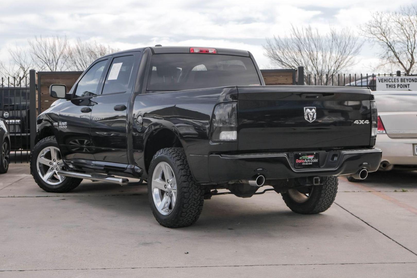 2015 BLACK RAM 1500 Tradesman Crew Cab SWB 4WD (1C6RR7KT3FS) with an 5.7L V8 OHV 16V engine, 8-Speed Automatic transmission, located at 2401 E Main St., Grand Prairie, TX, 75050, (972) 262-4440, 32.748981, -96.969643 - Photo#10