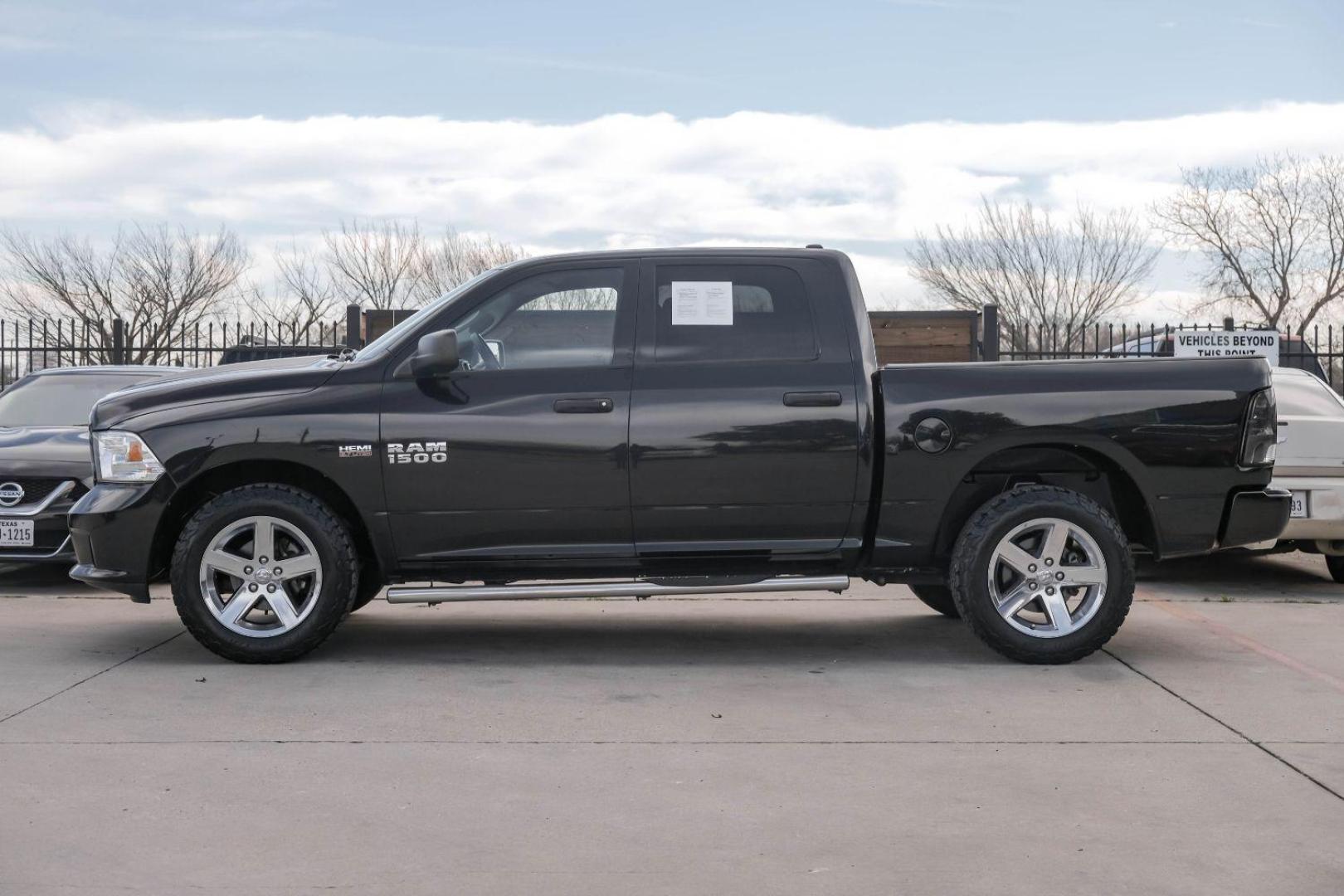 2015 BLACK RAM 1500 Tradesman Crew Cab SWB 4WD (1C6RR7KT3FS) with an 5.7L V8 OHV 16V engine, 8-Speed Automatic transmission, located at 2401 E Main St., Grand Prairie, TX, 75050, (972) 262-4440, 32.748981, -96.969643 - Photo#11