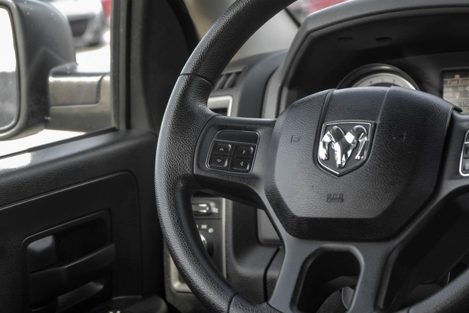 2015 BLACK RAM 1500 Tradesman Crew Cab SWB 4WD (1C6RR7KT3FS) with an 5.7L V8 OHV 16V engine, 8-Speed Automatic transmission, located at 2401 E Main St., Grand Prairie, TX, 75050, (972) 262-4440, 32.748981, -96.969643 - Photo#18