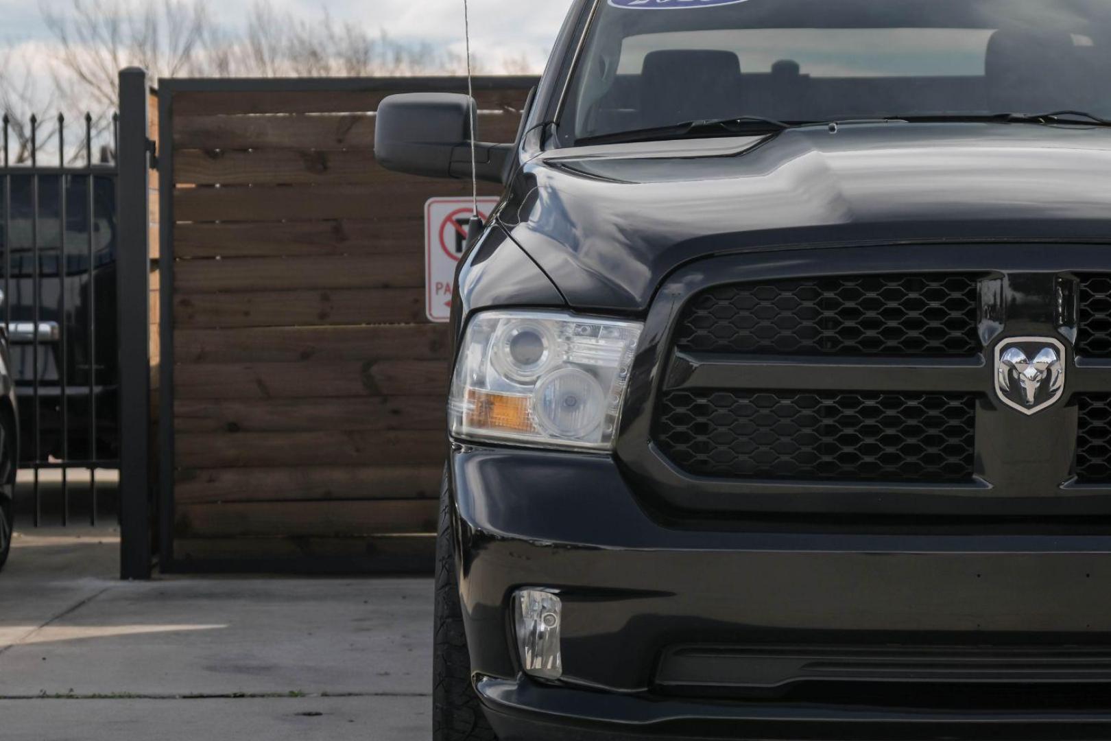 2015 BLACK RAM 1500 Tradesman Crew Cab SWB 4WD (1C6RR7KT3FS) with an 5.7L V8 OHV 16V engine, 8-Speed Automatic transmission, located at 2401 E Main St., Grand Prairie, TX, 75050, (972) 262-4440, 32.748981, -96.969643 - Photo#39