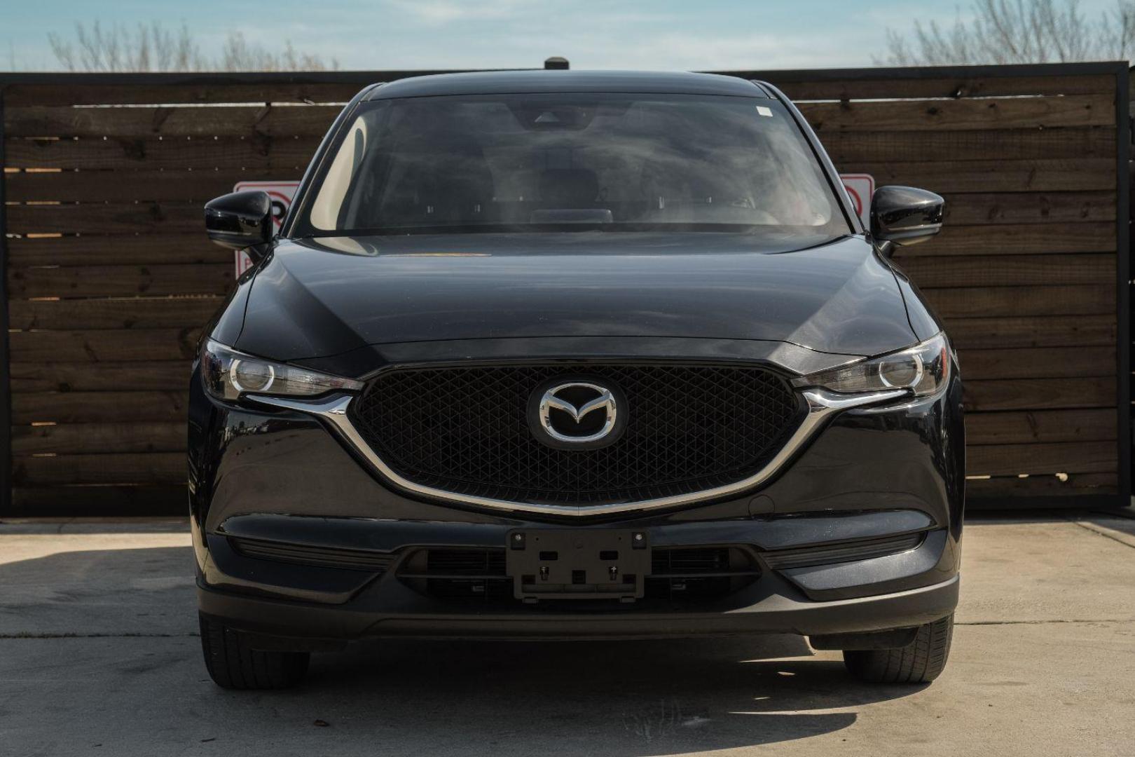 2018 BLACK Mazda CX-5 Sport AWD (JM3KFBBM5J0) with an 2.5L L4 DOHC 16V engine, 6-Speed Automatic transmission, located at 2401 E Main St., Grand Prairie, TX, 75050, (972) 262-4440, 32.748981, -96.969643 - Photo#4