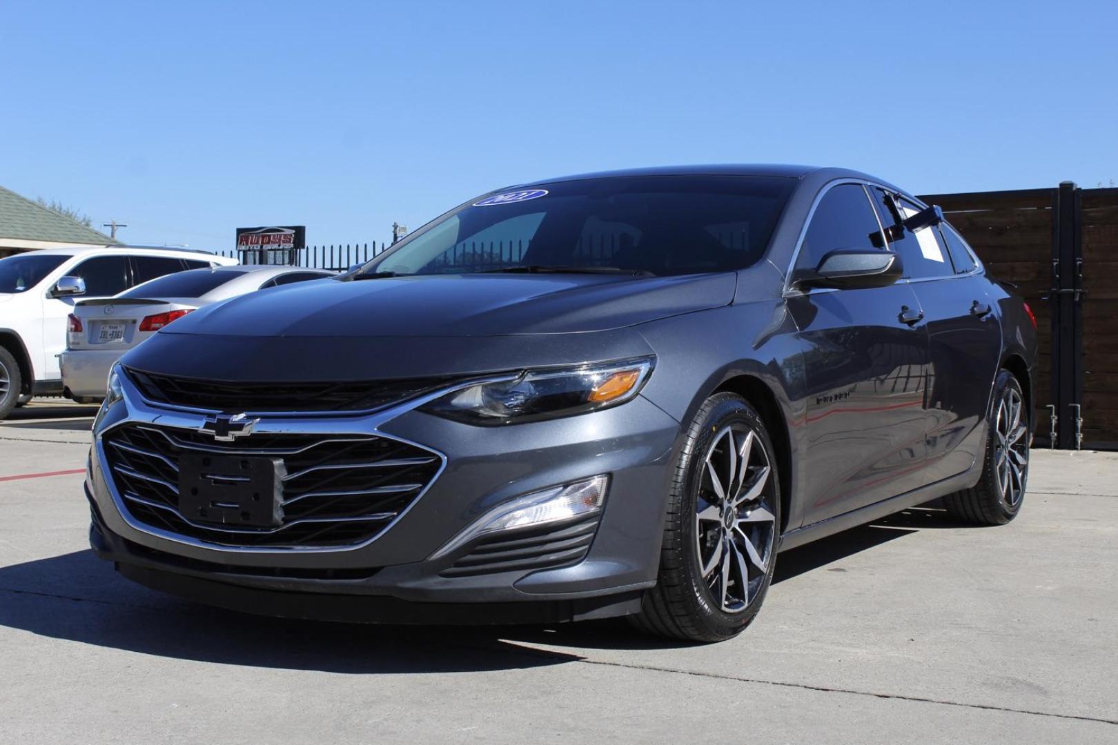 2021 GRAY Chevrolet Malibu RS (1G1ZG5ST8MF) with an 1.5L L4 DOHC 16V engine, 6-Speed Automatic transmission, located at 2401 E Main St., Grand Prairie, TX, 75050, (972) 262-4440, 32.748981, -96.969643 - Photo#1