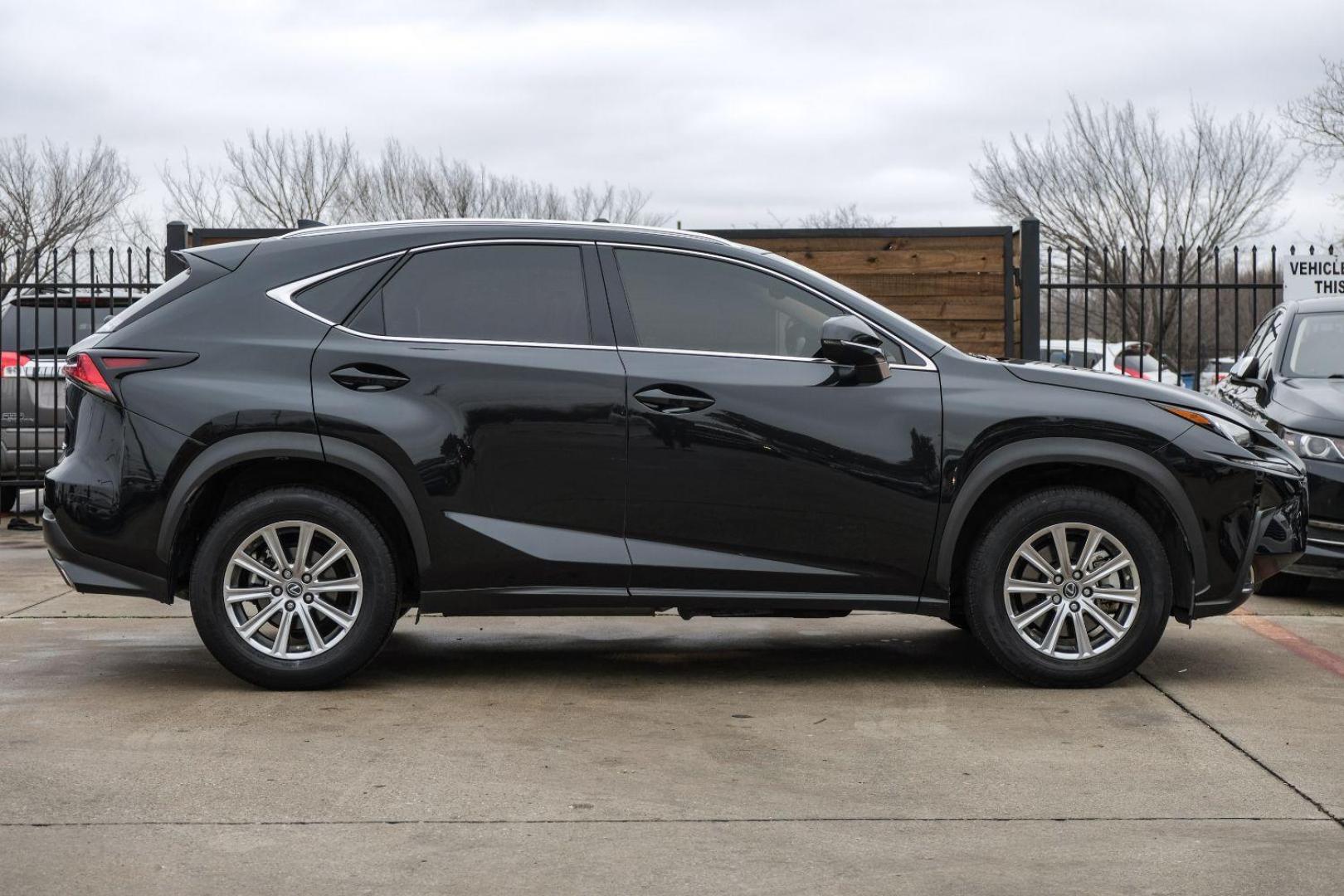 2021 BLACK Lexus NX 300 Luxury (JTJDARBZ6M2) with an 2.0L L4 DOHC 16V engine, 6-Speed Automatic transmission, located at 2401 E Main St., Grand Prairie, TX, 75050, (972) 262-4440, 32.748981, -96.969643 - Photo#4