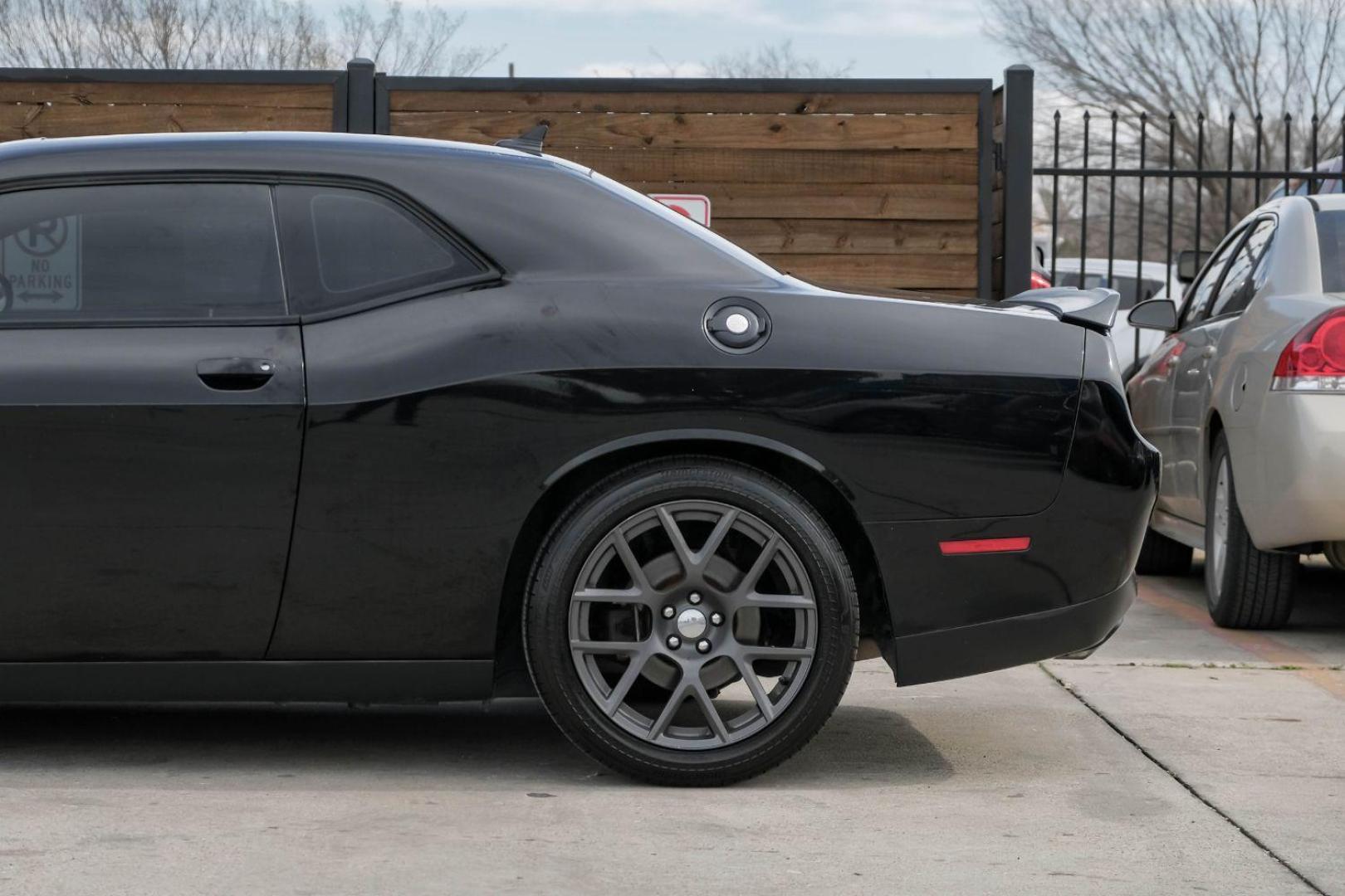 2016 BLACK Dodge Challenger R/T Plus (2C3CDZBT0GH) with an 5.7L V8 OHV 16V engine, located at 2401 E Main St., Grand Prairie, TX, 75050, (972) 262-4440, 32.748981, -96.969643 - Photo#17