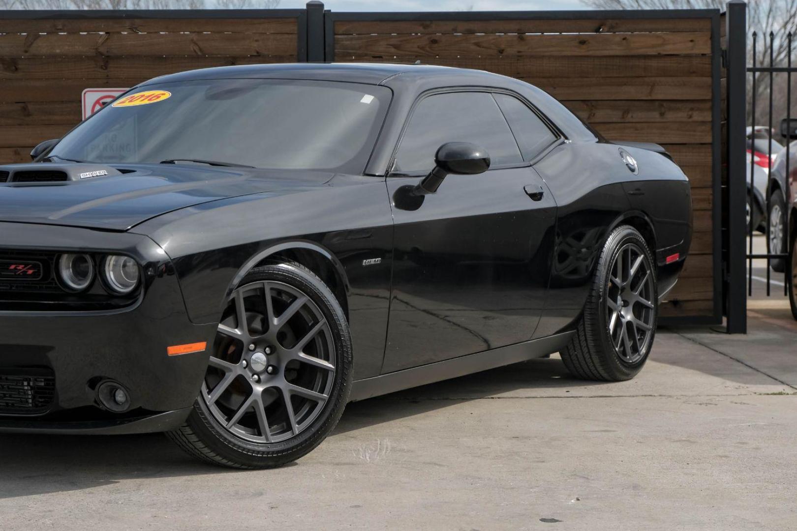 2016 BLACK Dodge Challenger R/T Plus (2C3CDZBT0GH) with an 5.7L V8 OHV 16V engine, located at 2401 E Main St., Grand Prairie, TX, 75050, (972) 262-4440, 32.748981, -96.969643 - Photo#6