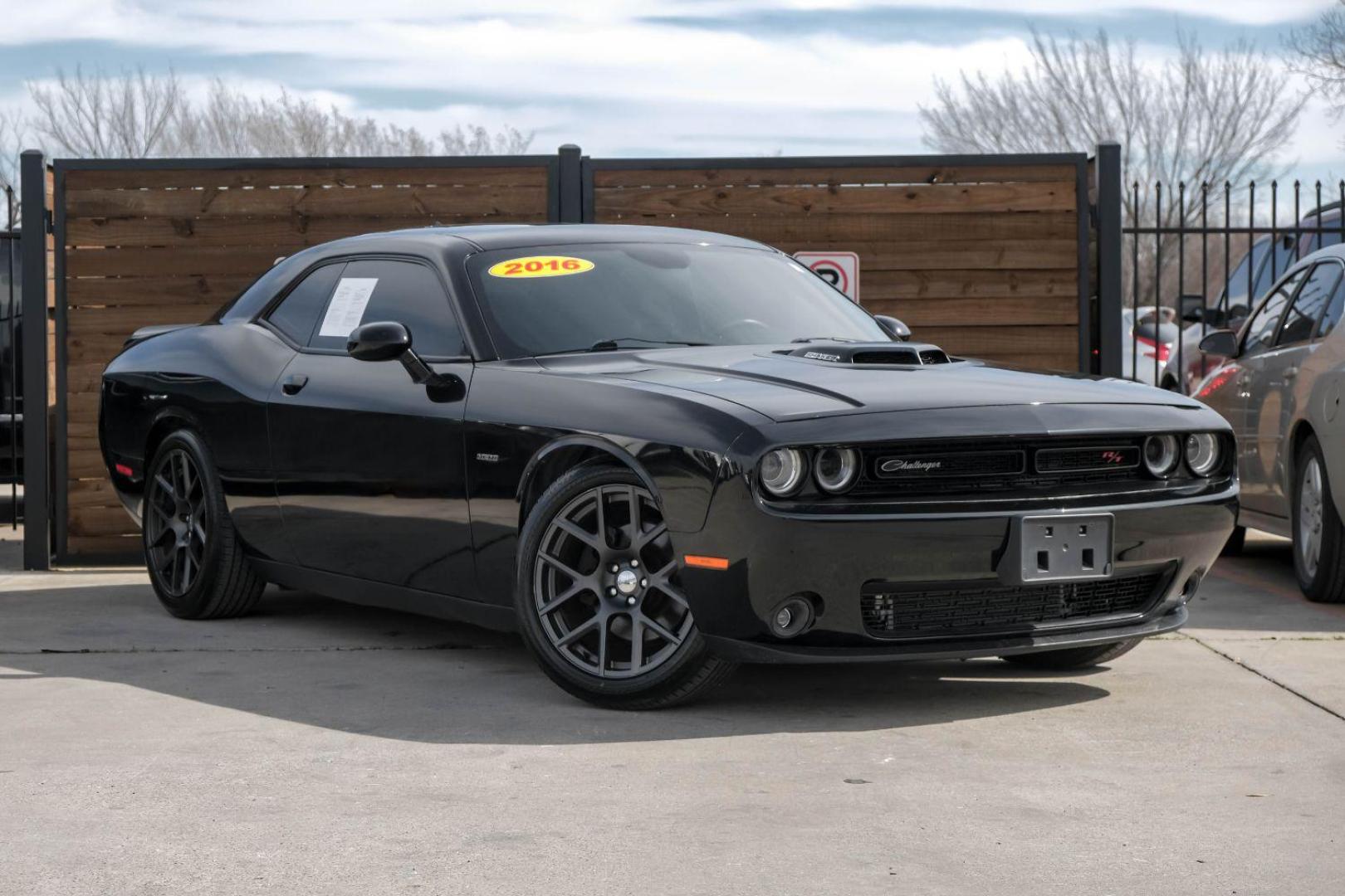 2016 BLACK Dodge Challenger R/T Plus (2C3CDZBT0GH) with an 5.7L V8 OHV 16V engine, located at 2401 E Main St., Grand Prairie, TX, 75050, (972) 262-4440, 32.748981, -96.969643 - Photo#8