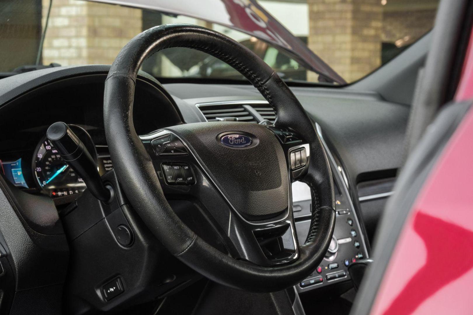 2016 RED Ford Explorer Limited FWD (1FM5K7F89GG) with an 3.5L V6 DOHC 24V engine, 6-Speed Automatic transmission, located at 2401 E Main St., Grand Prairie, TX, 75050, (972) 262-4440, 32.748981, -96.969643 - Photo#14