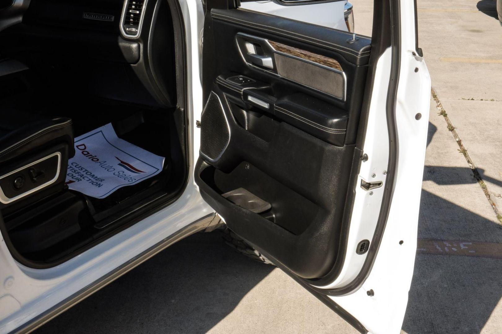 2019 WHITE RAM 1500 Laramie Crew Cab SWB 4WD (1C6SRFJT0KN) with an 5.7L V8 OHV 16V engine, 8-Speed Automatic transmission, located at 2401 E Main St., Grand Prairie, TX, 75050, (972) 262-4440, 32.748981, -96.969643 - Photo#39