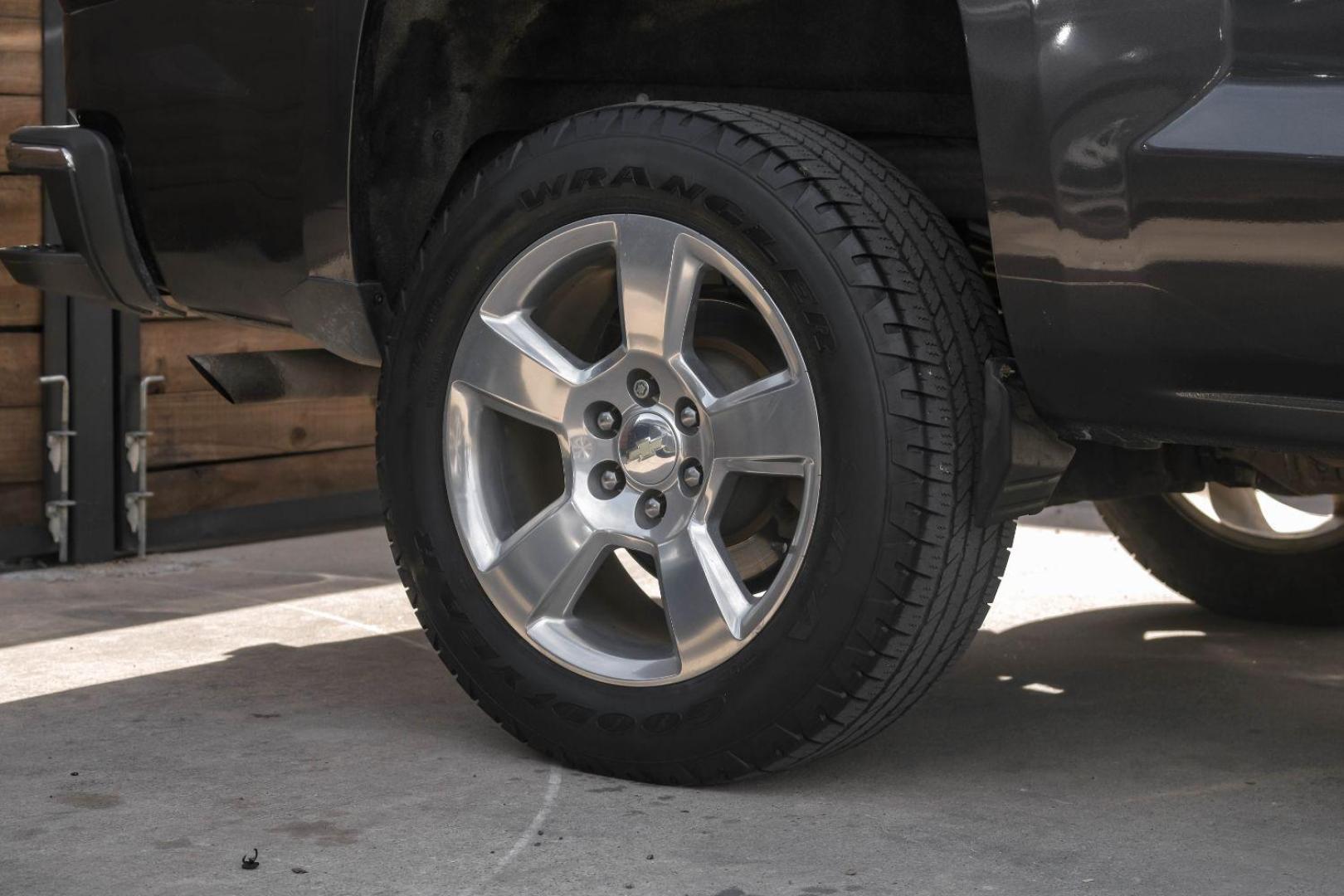 2014 GRAY Chevrolet Silverado 1500 1LT Double Cab 2WD (1GCRCREH4EZ) with an 4.3L V6 OHV 12V engine, 6-Speed Automatic transmission, located at 2401 E Main St., Grand Prairie, TX, 75050, (972) 262-4440, 32.748981, -96.969643 - Photo#53