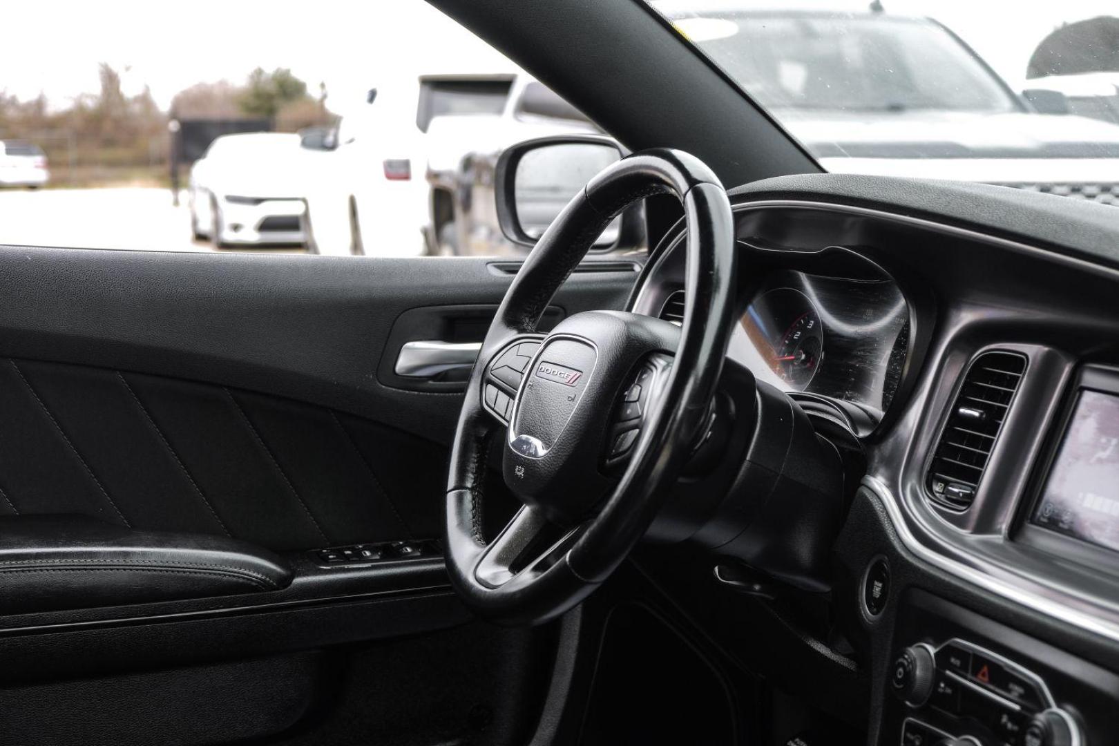 2020 GREEN Dodge Charger SXT (2C3CDXBG3LH) with an 3.6L V6 DOHC 24V engine, 8-Speed Automatic transmission, located at 2401 E Main St., Grand Prairie, TX, 75050, (972) 262-4440, 32.748981, -96.969643 - Photo#20