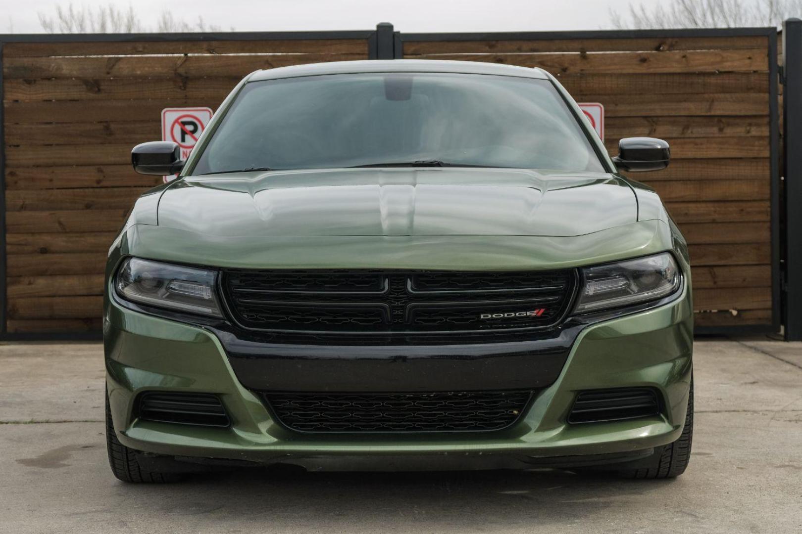 2020 GREEN Dodge Charger SXT (2C3CDXBG3LH) with an 3.6L V6 DOHC 24V engine, 8-Speed Automatic transmission, located at 2401 E Main St., Grand Prairie, TX, 75050, (972) 262-4440, 32.748981, -96.969643 - Photo#7