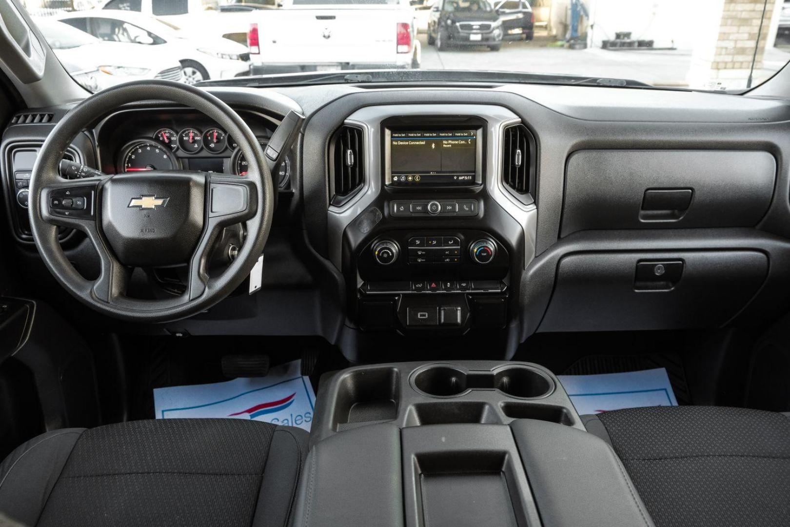 2019 GRAY Chevrolet Silverado 1500 Custom Crew Cab Short Box 2WD (3GCPWBEF3KG) with an 5.3L V8 OHV 16V engine, 6-Speed Automatic transmission, located at 2401 E Main St., Grand Prairie, TX, 75050, (972) 262-4440, 32.748981, -96.969643 - Photo#12