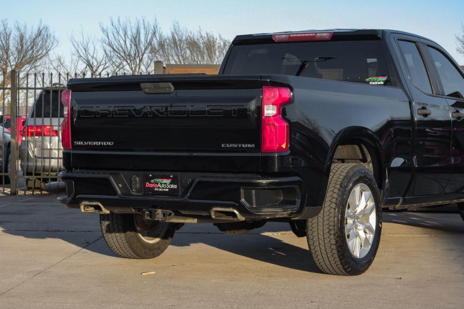 2019 BLACK Chevrolet Silverado 1500 Custom Double Cab 2WD (1GCRWBEF8KZ) with an 5.3L V8 OHV 16V engine, 6-Speed Automatic transmission, located at 2401 E Main St., Grand Prairie, TX, 75050, (972) 262-4440, 32.748981, -96.969643 - Photo#10