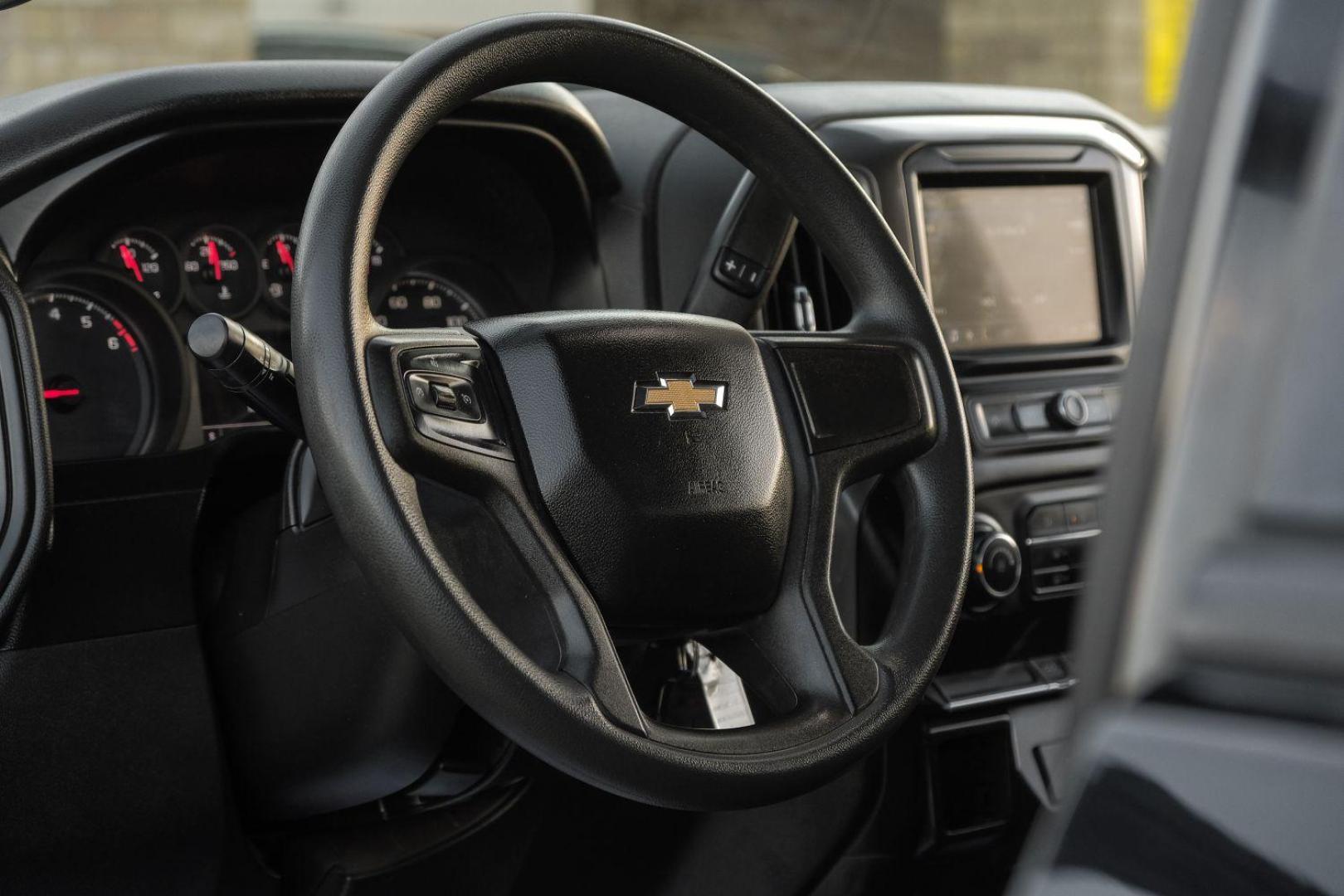 2019 BLACK Chevrolet Silverado 1500 Custom Double Cab 2WD (1GCRWBEF8KZ) with an 5.3L V8 OHV 16V engine, 6-Speed Automatic transmission, located at 2401 E Main St., Grand Prairie, TX, 75050, (972) 262-4440, 32.748981, -96.969643 - Photo#18