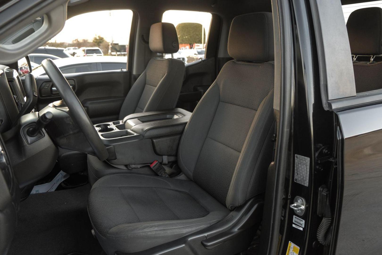 2019 BLACK Chevrolet Silverado 1500 Custom Double Cab 2WD (1GCRWBEF8KZ) with an 5.3L V8 OHV 16V engine, 6-Speed Automatic transmission, located at 2401 E Main St., Grand Prairie, TX, 75050, (972) 262-4440, 32.748981, -96.969643 - Photo#3