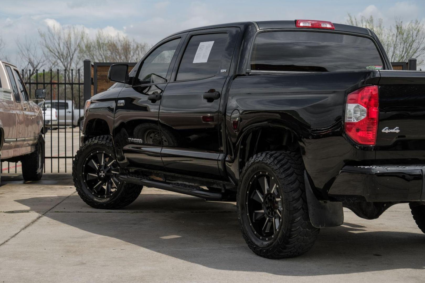 2015 BLACK Toyota Tundra SR5 5.7L V8 FFV CrewMax 4WD (5TFDW5F19FX) with an 5.7L V8 DOHC 32V FFV engine, 6-Speed Automatic transmission, located at 2401 E Main St., Grand Prairie, TX, 75050, (972) 262-4440, 32.748981, -96.969643 - Photo#12