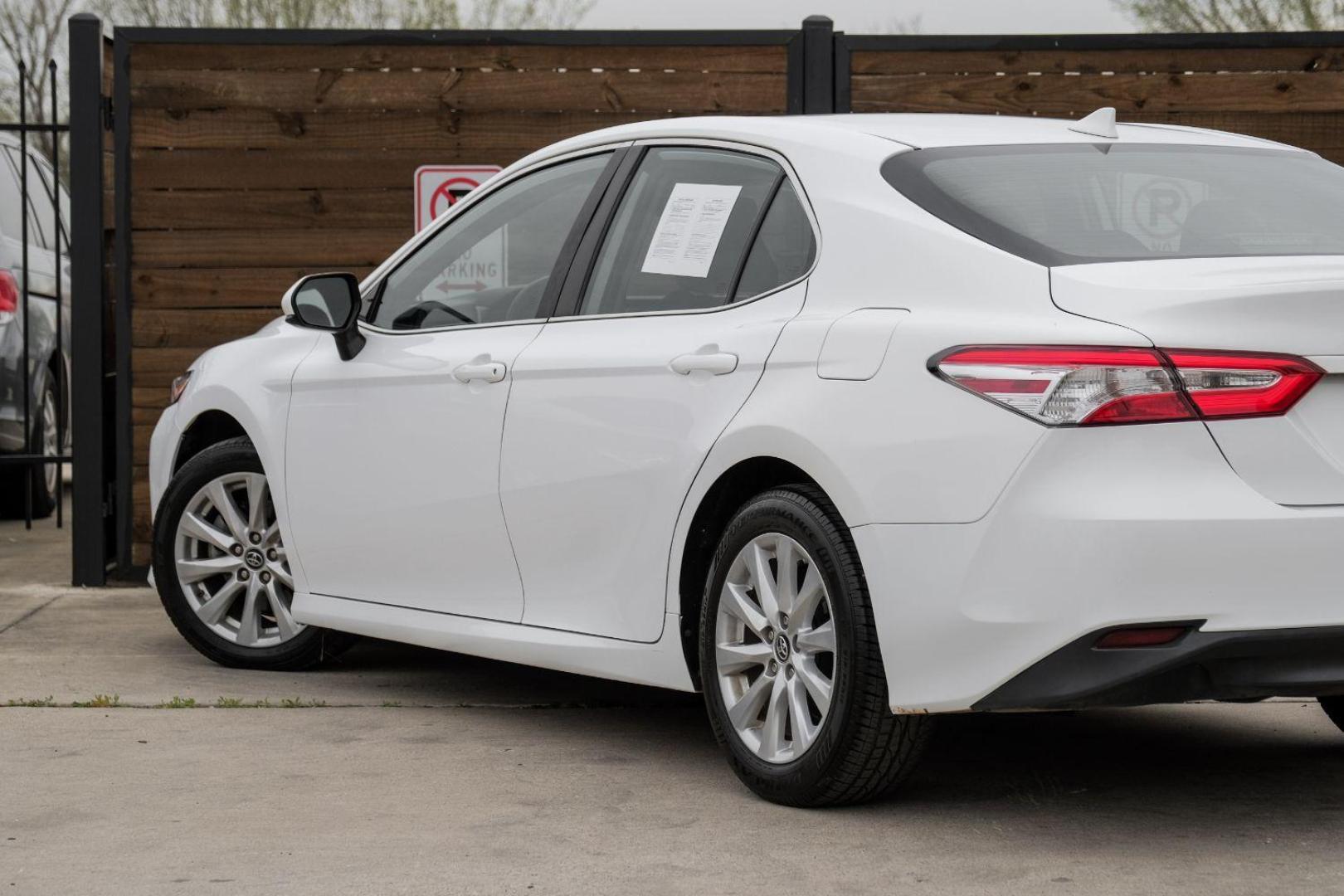 2019 White Toyota Camry LE (4T1B11HK8KU) with an 2.5L L4 DOHC 16V engine, 8-Speed Automatic transmission, located at 2401 E Main St., Grand Prairie, TX, 75050, (972) 262-4440, 32.748981, -96.969643 - Photo#12