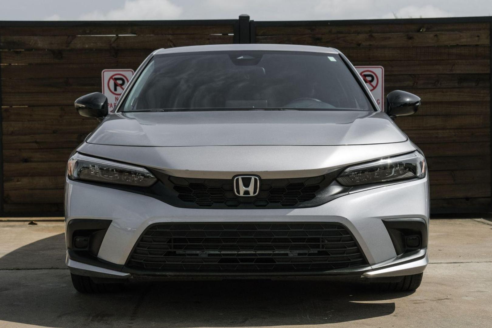 2022 Gray Honda Civic Sport Hatchback CVT (19XFL2H84NE) with an 2.0L L4 DOHC 16V TURBO engine, Continuously Variable Transmission transmission, located at 2401 E Main St., Grand Prairie, TX, 75050, (972) 262-4440, 32.748981, -96.969643 - Photo#4