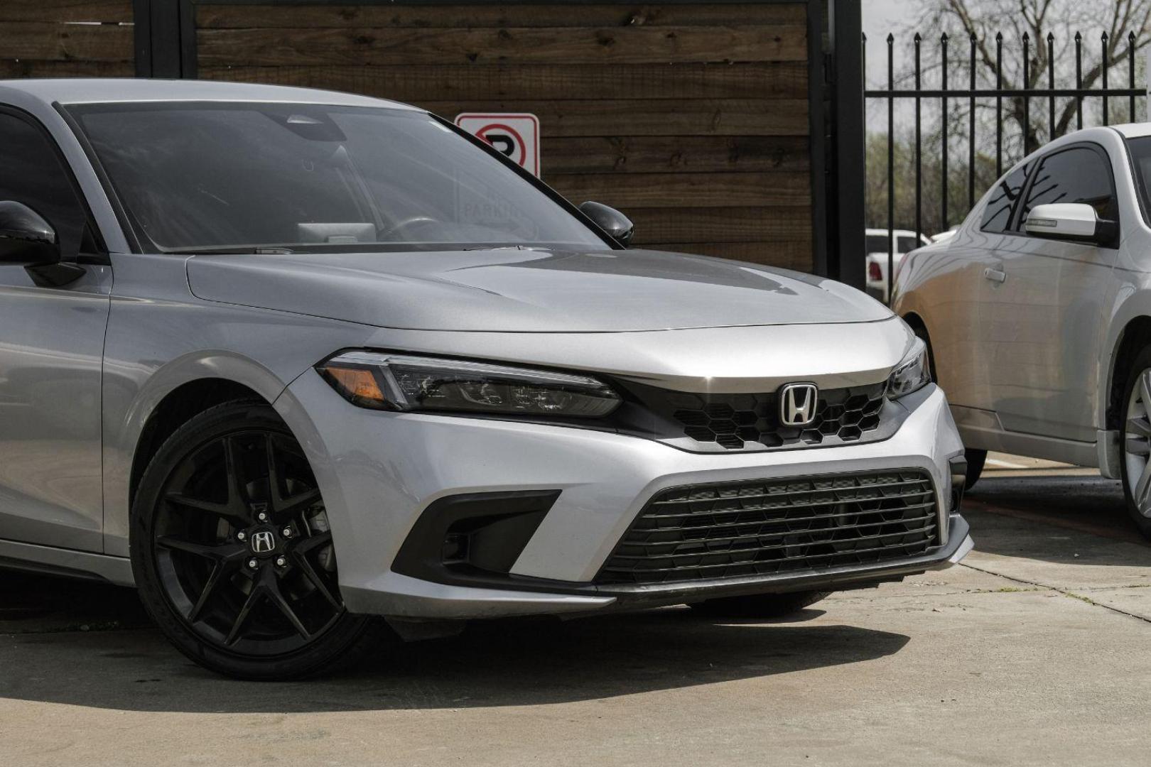 2022 Gray Honda Civic Sport Hatchback CVT (19XFL2H84NE) with an 2.0L L4 DOHC 16V TURBO engine, Continuously Variable Transmission transmission, located at 2401 E Main St., Grand Prairie, TX, 75050, (972) 262-4440, 32.748981, -96.969643 - Photo#7