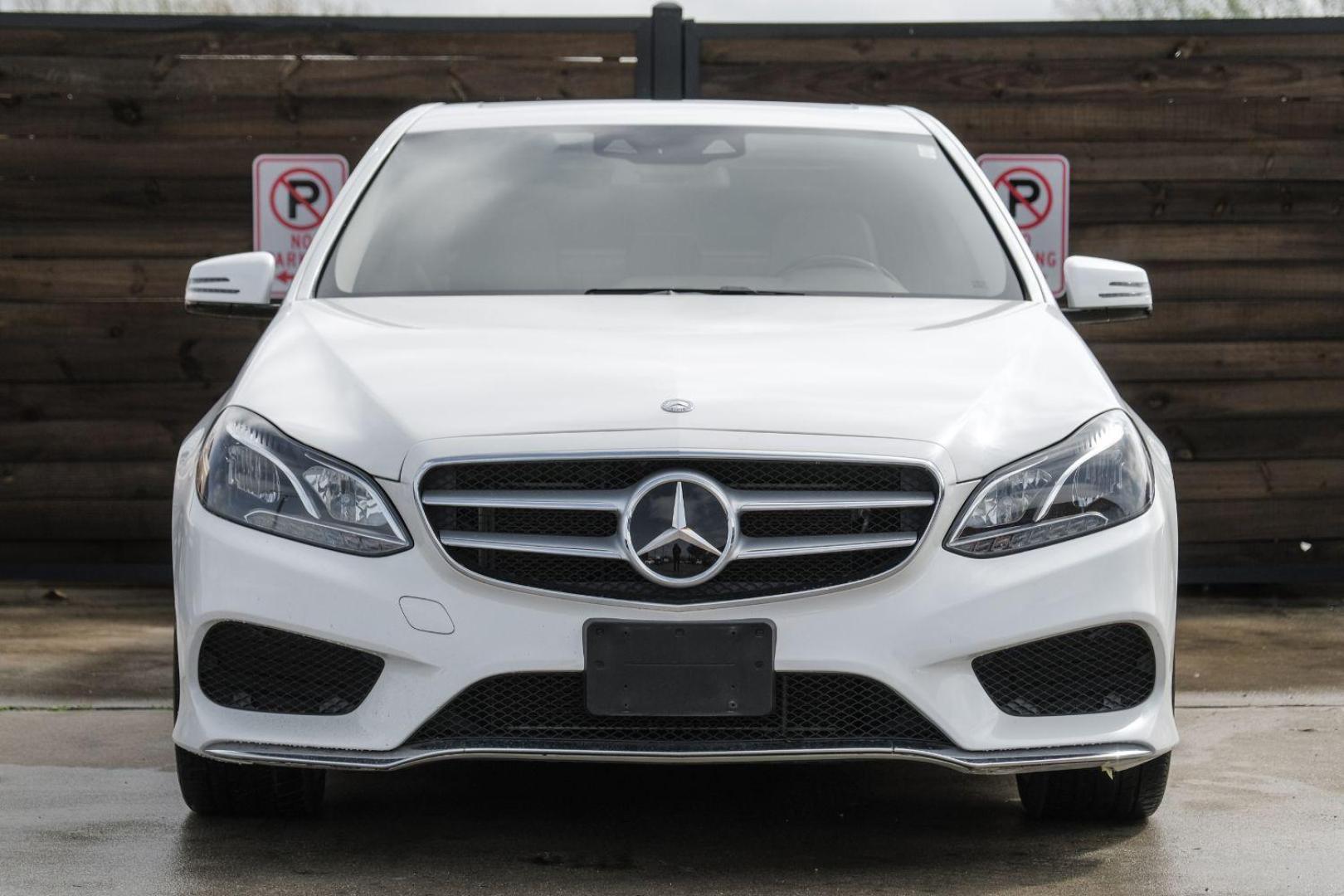 2015 WHITE Mercedes-Benz E-Class E350 Sport Sedan (WDDHF5KB2FB) with an 3.5L V6 DOHC 24V engine, 7-Speed Automatic transmission, located at 2401 E Main St., Grand Prairie, TX, 75050, (972) 262-4440, 32.748981, -96.969643 - Photo#5