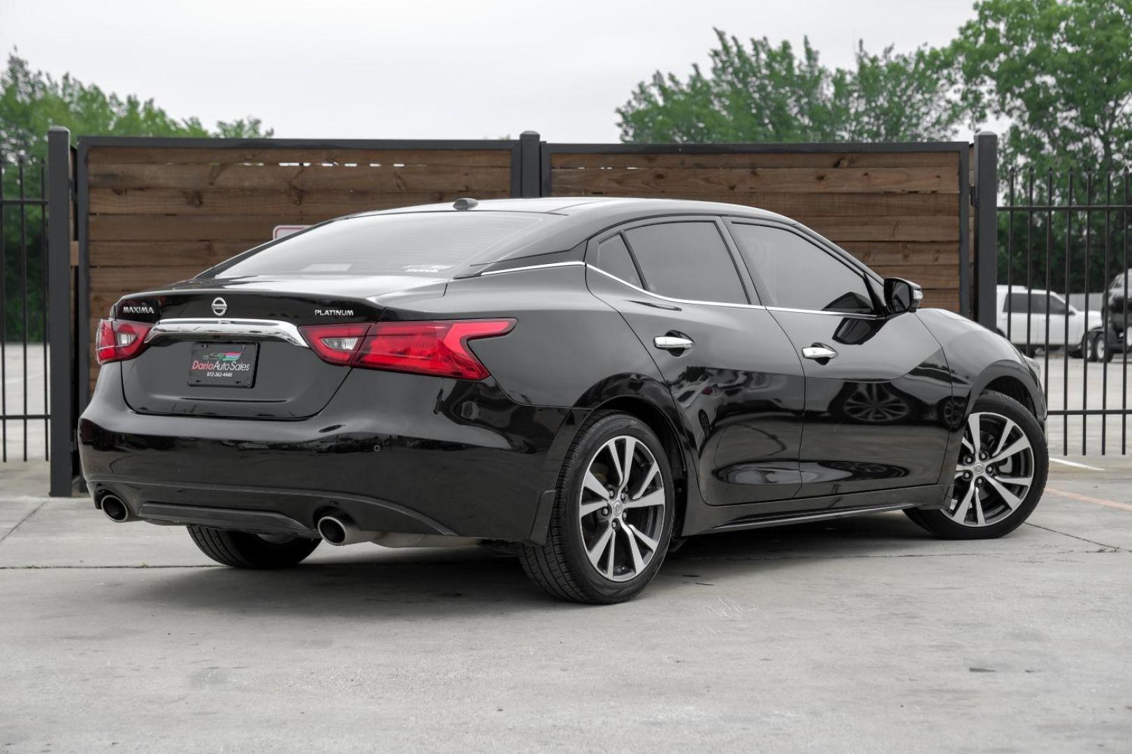 2017 BLACK Nissan Maxima 3.5 SL (1N4AA6AP6HC) with an 3.5L V6 DOHC 24V engine, Continuously Variable Transmission transmission, located at 2401 E Main St., Grand Prairie, TX, 75050, (972) 262-4440, 32.748981, -96.969643 - Photo#10