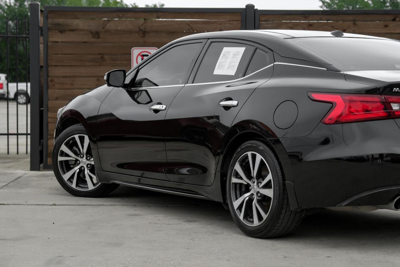 2017 BLACK Nissan Maxima 3.5 SL (1N4AA6AP6HC) with an 3.5L V6 DOHC 24V engine, Continuously Variable Transmission transmission, located at 2401 E Main St., Grand Prairie, TX, 75050, (972) 262-4440, 32.748981, -96.969643 - Photo#13