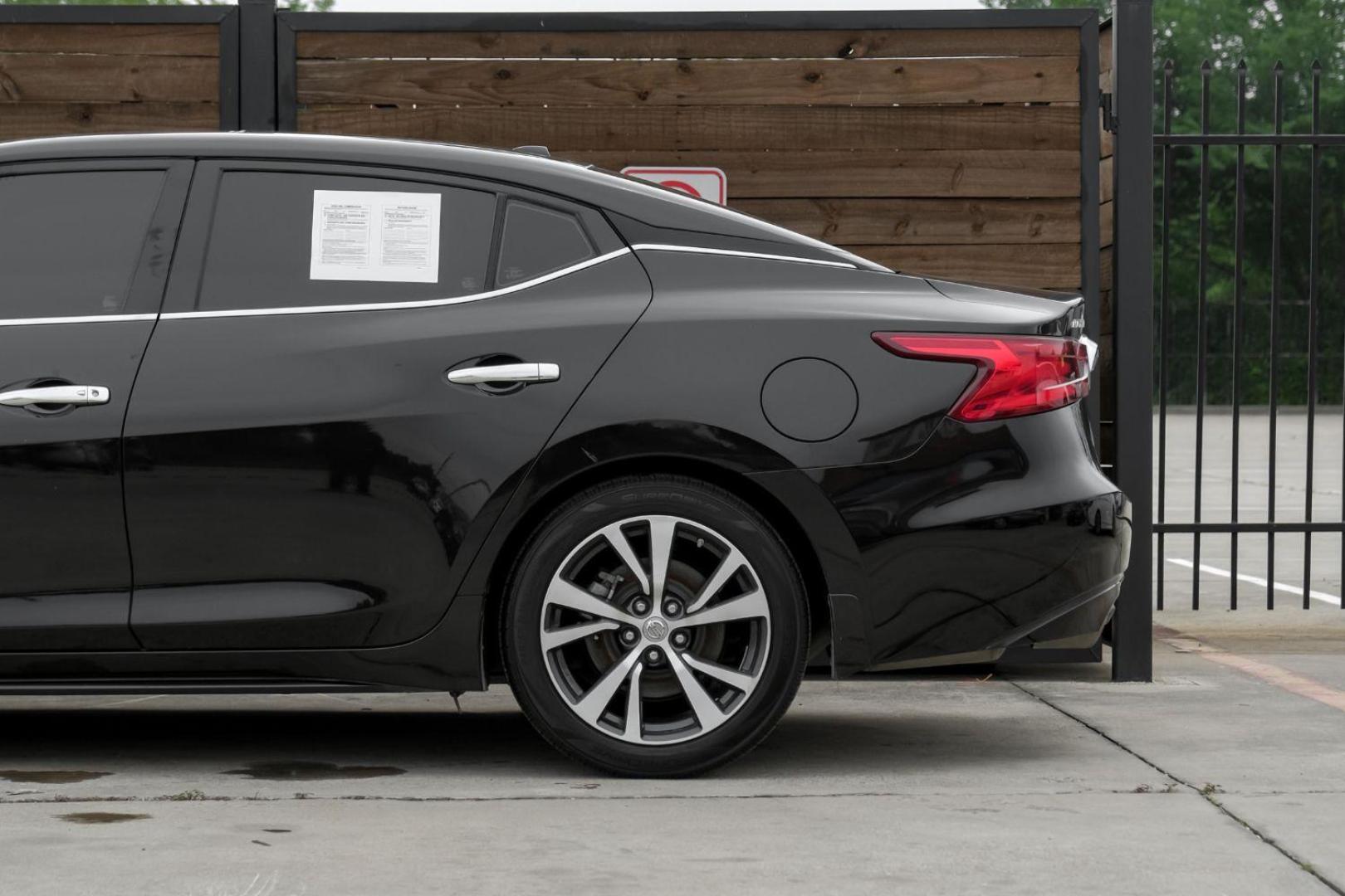 2017 BLACK Nissan Maxima 3.5 SL (1N4AA6AP6HC) with an 3.5L V6 DOHC 24V engine, Continuously Variable Transmission transmission, located at 2401 E Main St., Grand Prairie, TX, 75050, (972) 262-4440, 32.748981, -96.969643 - Photo#17