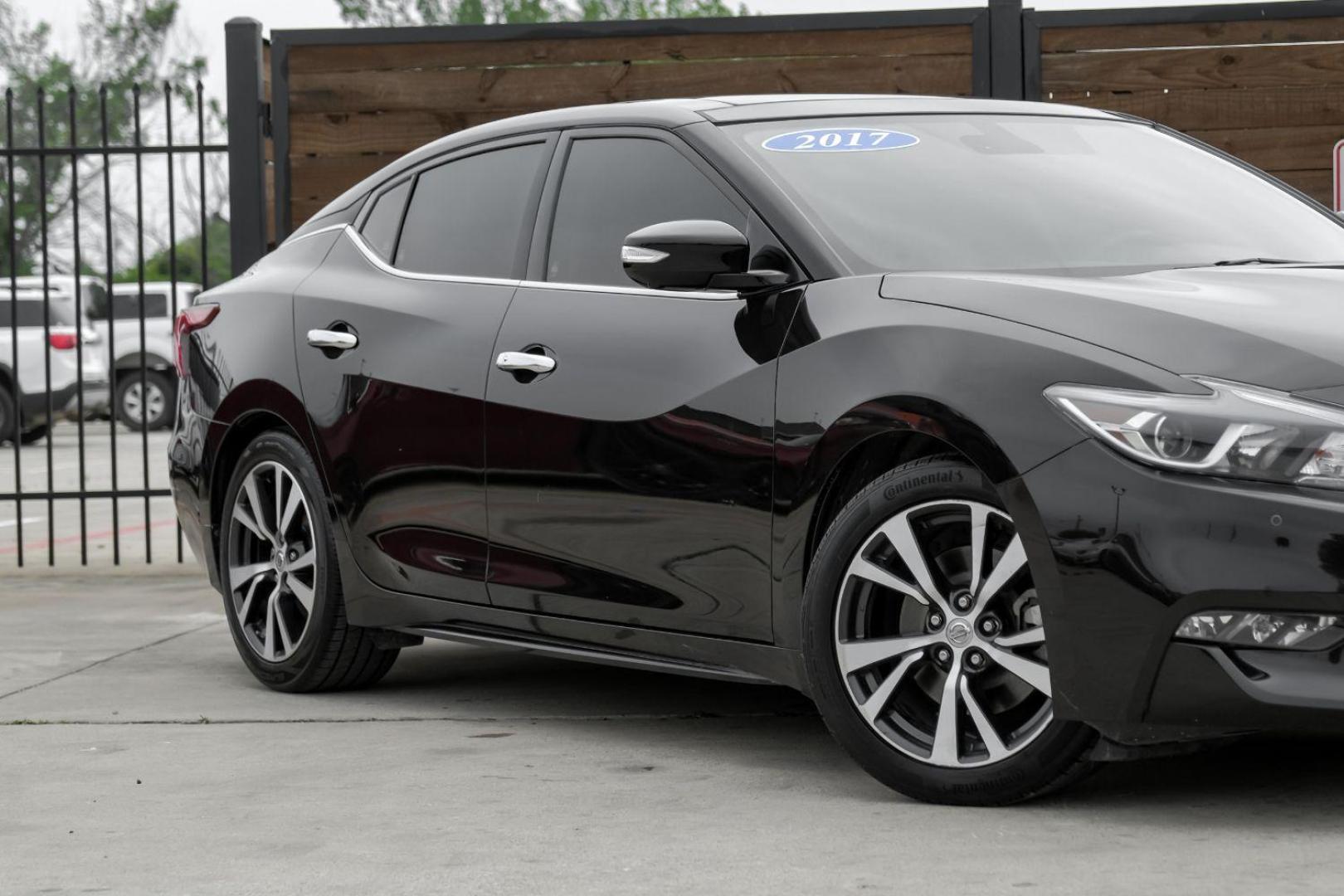 2017 BLACK Nissan Maxima 3.5 SL (1N4AA6AP6HC) with an 3.5L V6 DOHC 24V engine, Continuously Variable Transmission transmission, located at 2401 E Main St., Grand Prairie, TX, 75050, (972) 262-4440, 32.748981, -96.969643 - Photo#7