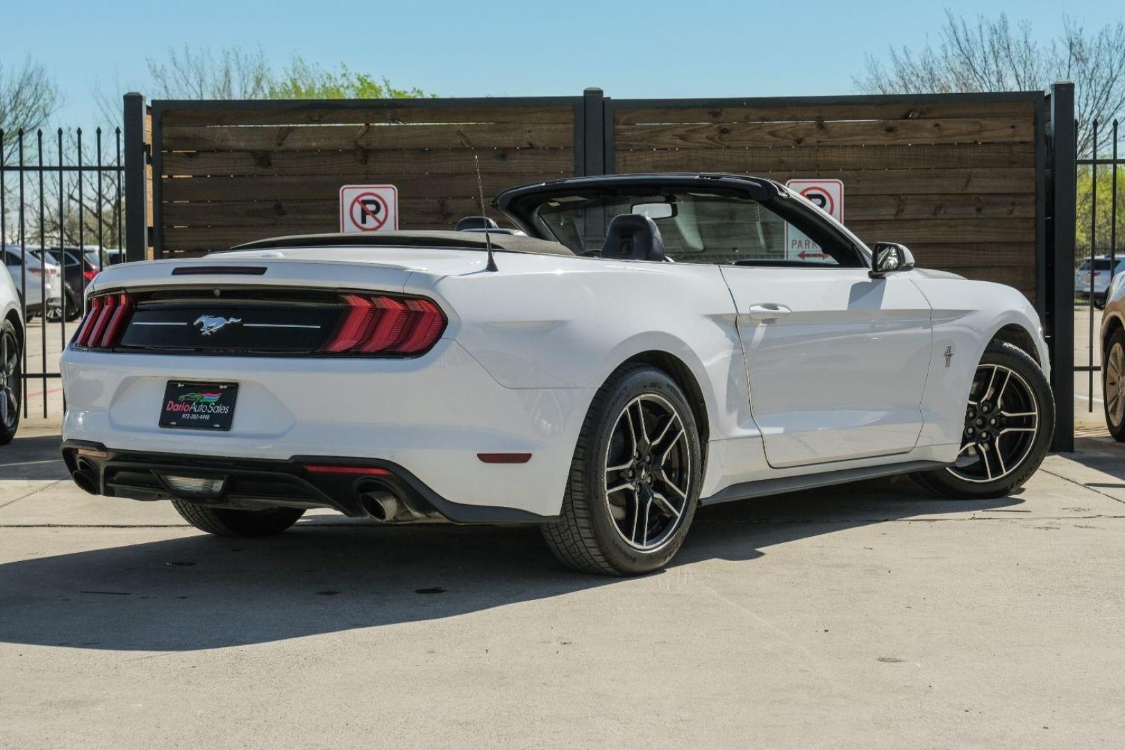 2018 WHITE Ford Mustang EcoBoost Premium Convertible (1FATP8UHXJ5) with an 2.3L L4 DOHC 16V engine, located at 2401 E Main St., Grand Prairie, TX, 75050, (972) 262-4440, 32.748981, -96.969643 - Photo#15