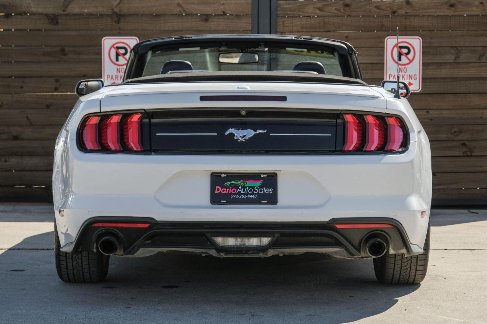 2018 WHITE Ford Mustang EcoBoost Premium Convertible (1FATP8UHXJ5) with an 2.3L L4 DOHC 16V engine, located at 2401 E Main St., Grand Prairie, TX, 75050, (972) 262-4440, 32.748981, -96.969643 - Photo#17