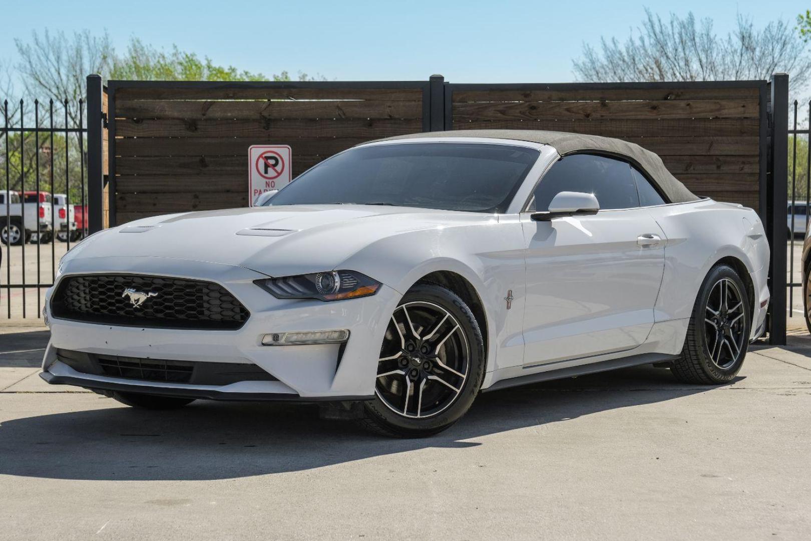 2018 WHITE Ford Mustang EcoBoost Premium Convertible (1FATP8UHXJ5) with an 2.3L L4 DOHC 16V engine, located at 2401 E Main St., Grand Prairie, TX, 75050, (972) 262-4440, 32.748981, -96.969643 - Photo#4