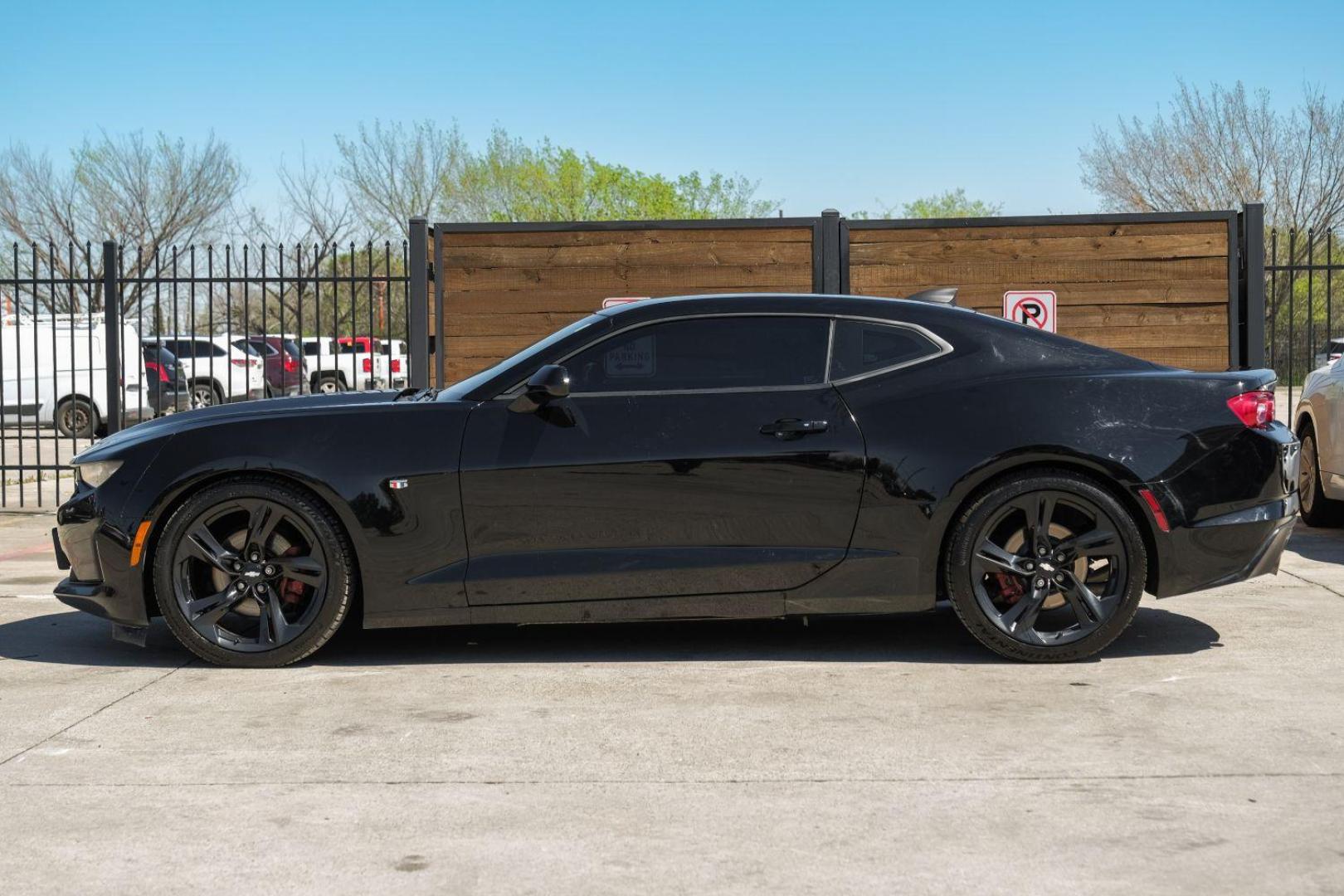 2019 BLACK Chevrolet Camaro 1LT Coupe (1G1FB1RX8K0) with an 2.0L L4 DOHC 16V TURBO engine, 6-Speed Manual transmission, located at 2401 E Main St., Grand Prairie, TX, 75050, (972) 262-4440, 32.748981, -96.969643 - Photo#14