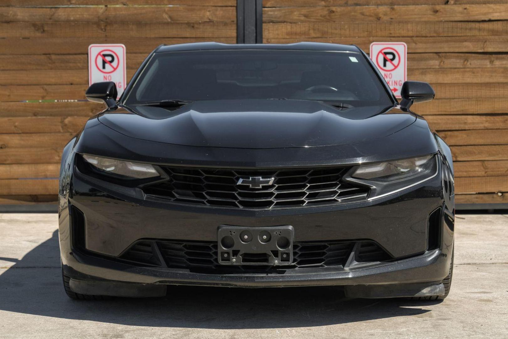 2019 BLACK Chevrolet Camaro 1LT Coupe (1G1FB1RX8K0) with an 2.0L L4 DOHC 16V TURBO engine, 6-Speed Manual transmission, located at 2401 E Main St., Grand Prairie, TX, 75050, (972) 262-4440, 32.748981, -96.969643 - Photo#4