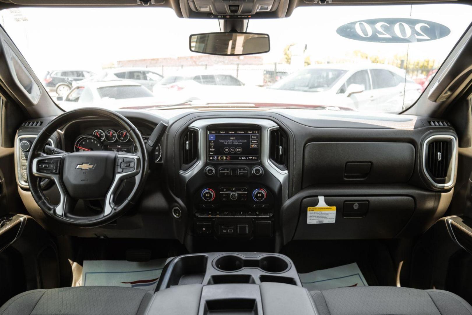 2020 RED Chevrolet Silverado 1500 LT Crew Cab 4WD (3GCUYDET8LG) with an 3.0L L6 DOHC 16V TURBO DIESEL engine, 6-Speed Automatic transmission, located at 2401 E Main St., Grand Prairie, TX, 75050, (972) 262-4440, 32.748981, -96.969643 - Photo#18