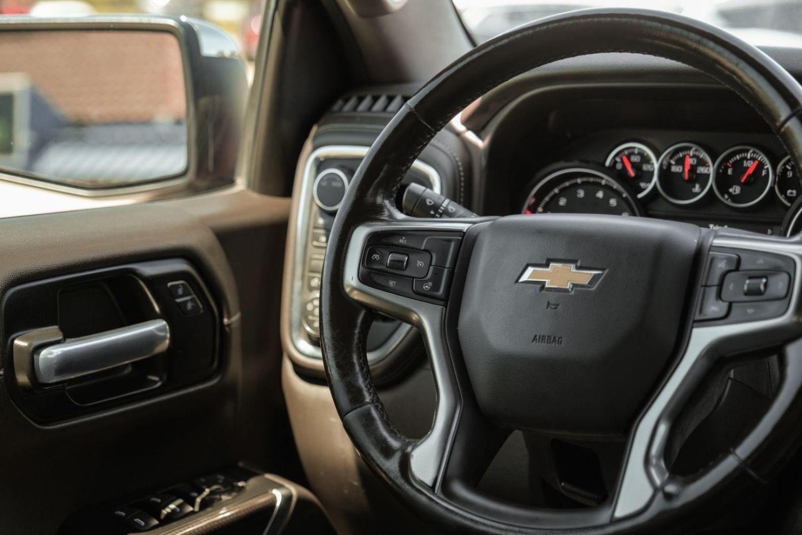 2020 RED Chevrolet Silverado 1500 LT Crew Cab 4WD (3GCUYDET8LG) with an 3.0L L6 DOHC 16V TURBO DIESEL engine, 6-Speed Automatic transmission, located at 2401 E Main St., Grand Prairie, TX, 75050, (972) 262-4440, 32.748981, -96.969643 - Photo#21