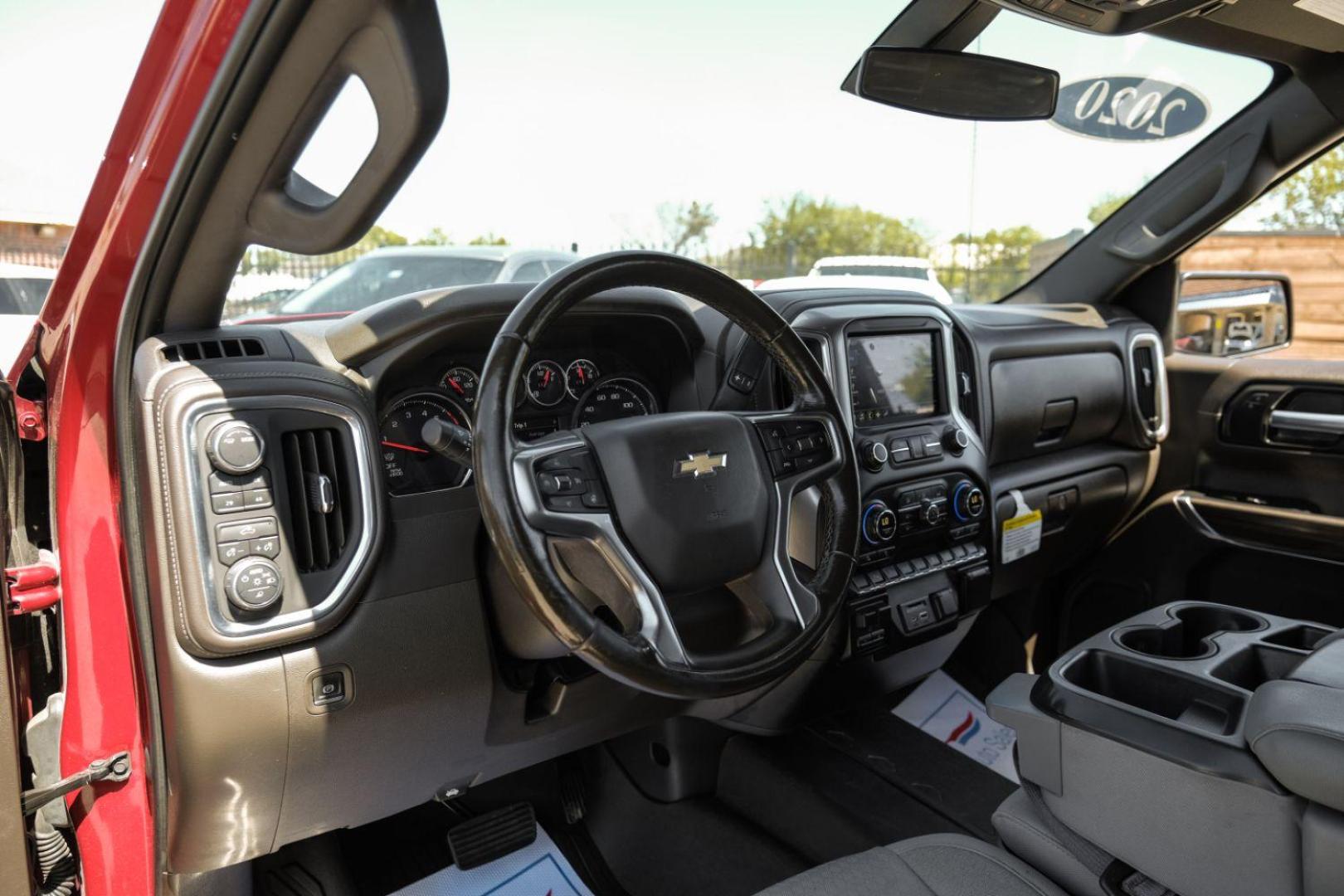 2020 RED Chevrolet Silverado 1500 LT Crew Cab 4WD (3GCUYDET8LG) with an 3.0L L6 DOHC 16V TURBO DIESEL engine, 6-Speed Automatic transmission, located at 2401 E Main St., Grand Prairie, TX, 75050, (972) 262-4440, 32.748981, -96.969643 - Photo#2