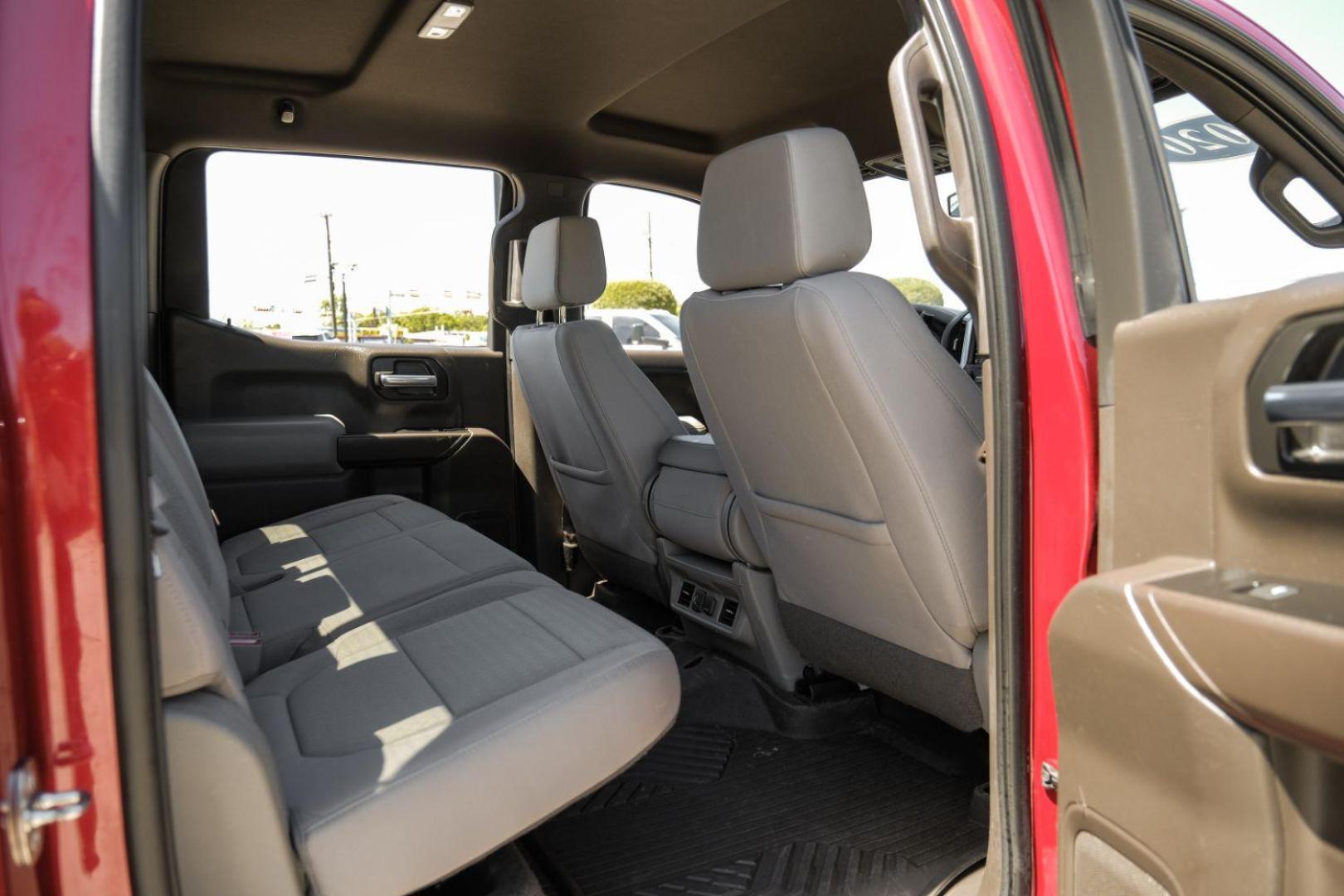 2020 RED Chevrolet Silverado 1500 LT Crew Cab 4WD (3GCUYDET8LG) with an 3.0L L6 DOHC 16V TURBO DIESEL engine, 6-Speed Automatic transmission, located at 2401 E Main St., Grand Prairie, TX, 75050, (972) 262-4440, 32.748981, -96.969643 - Photo#38