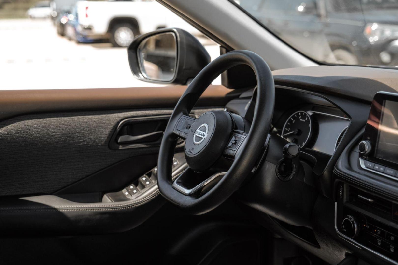 2021 black Nissan Rogue S (5N1AT3AA3MC) with an 2.5L L4 DOHC 16V engine, Continuously Variable Transmission transmission, located at 2401 E Main St., Grand Prairie, TX, 75050, (972) 262-4440, 32.748981, -96.969643 - Photo#19