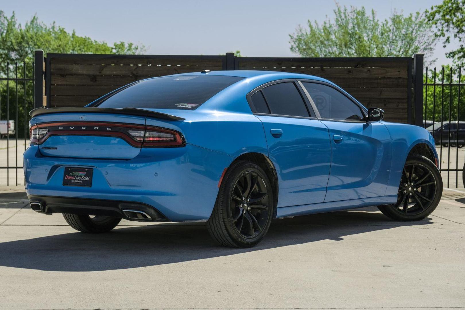 2018 BLUE Dodge Charger SXT (2C3CDXBG0JH) with an 3.6L V6 DOHC 24V engine, 8-Speed Automatic transmission, located at 2401 E Main St., Grand Prairie, TX, 75050, (972) 262-4440, 32.748981, -96.969643 - Photo#9