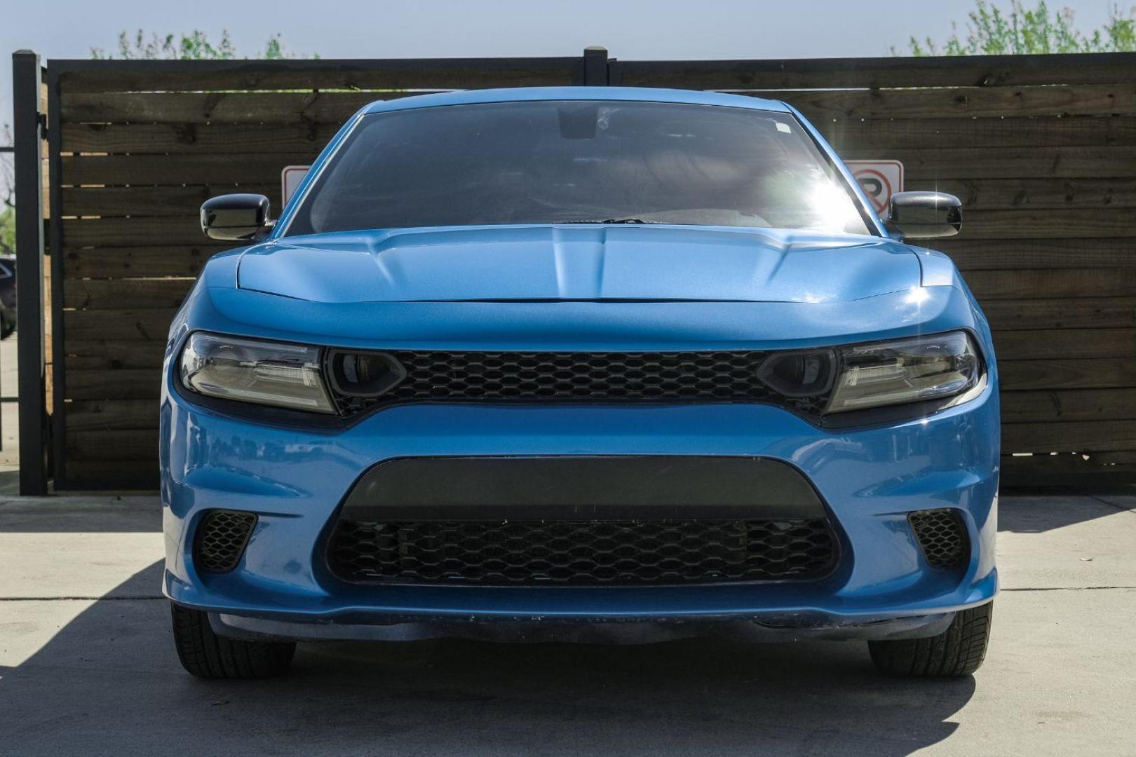 2018 BLUE Dodge Charger SXT (2C3CDXBG0JH) with an 3.6L V6 DOHC 24V engine, 8-Speed Automatic transmission, located at 2401 E Main St., Grand Prairie, TX, 75050, (972) 262-4440, 32.748981, -96.969643 - Photo#4