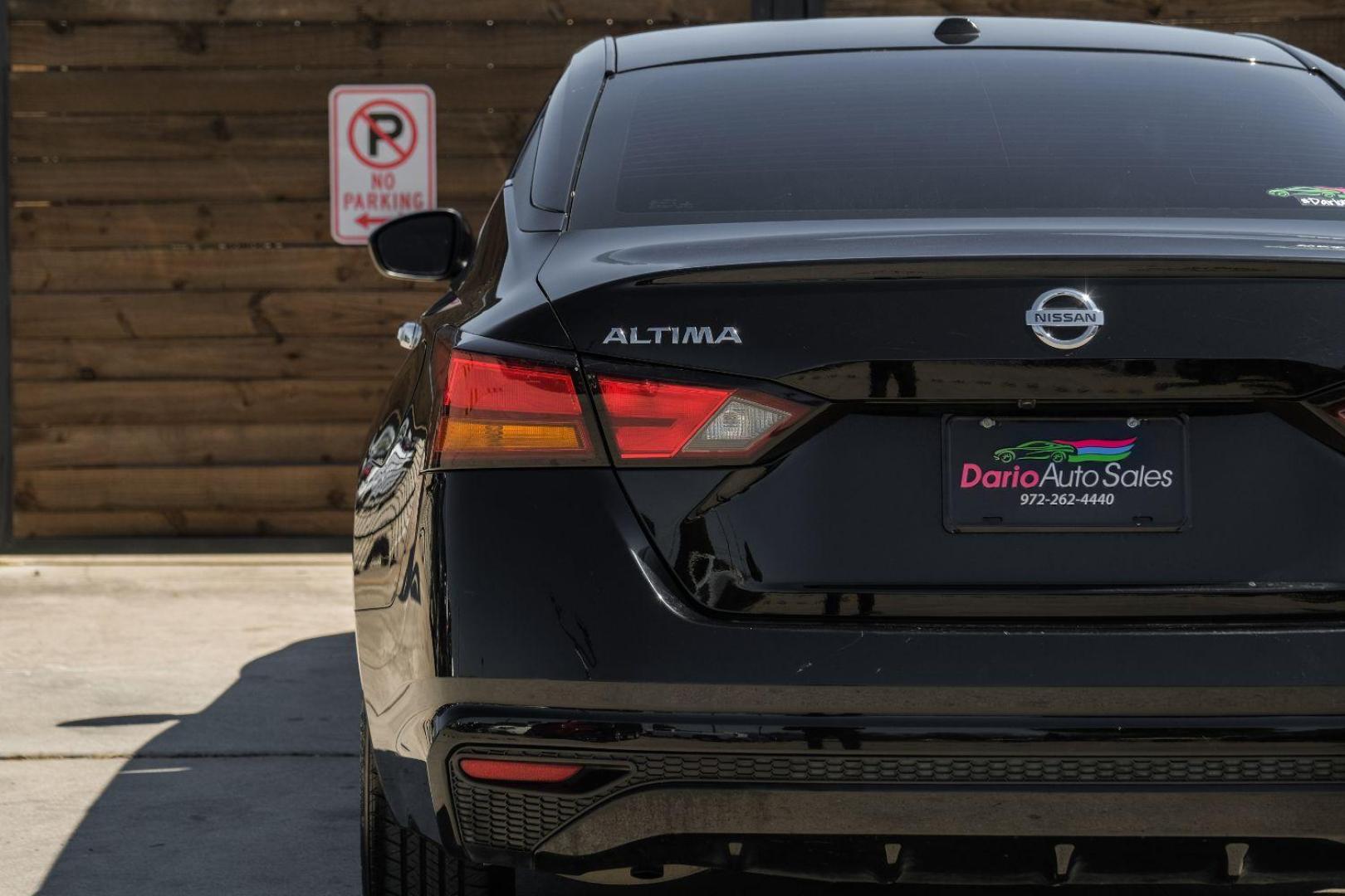 2019 Black Nissan Altima 2.5 S (1N4BL4BV7KC) with an 2.5L L4 DOHC 16V engine, Continuously Variable Transmission transmission, located at 2401 E Main St., Grand Prairie, TX, 75050, (972) 262-4440, 32.748981, -96.969643 - Photo#49