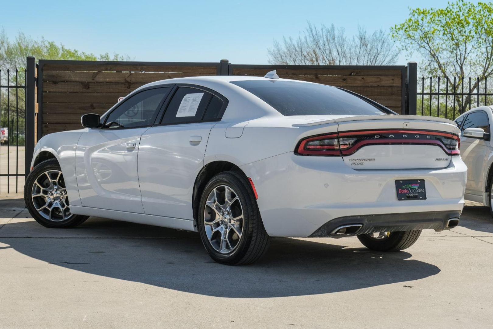 2015 White Dodge Charger SXT AWD (2C3CDXJG9FH) with an 3.6L V6 DOHC 24V engine, 8-Speed Automatic transmission, located at 2401 E Main St., Grand Prairie, TX, 75050, (972) 262-4440, 32.748981, -96.969643 - Photo#12