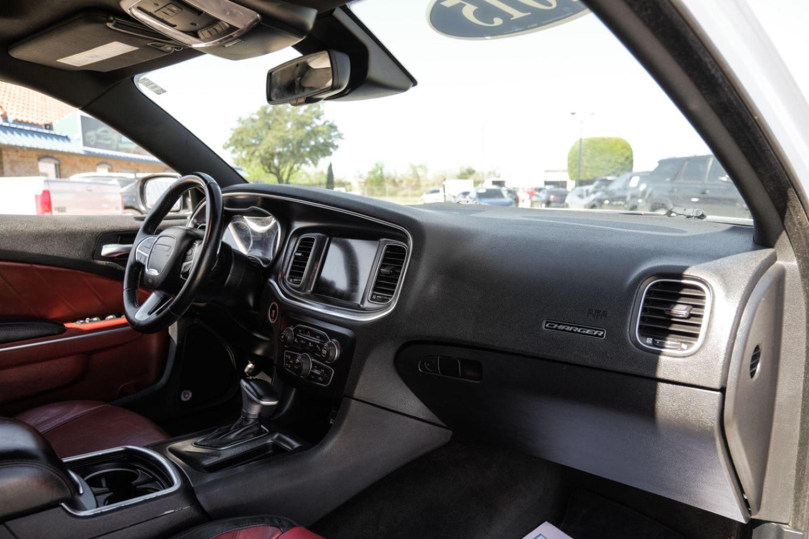 2015 White Dodge Charger SXT AWD (2C3CDXJG9FH) with an 3.6L V6 DOHC 24V engine, 8-Speed Automatic transmission, located at 2401 E Main St., Grand Prairie, TX, 75050, (972) 262-4440, 32.748981, -96.969643 - Photo#18