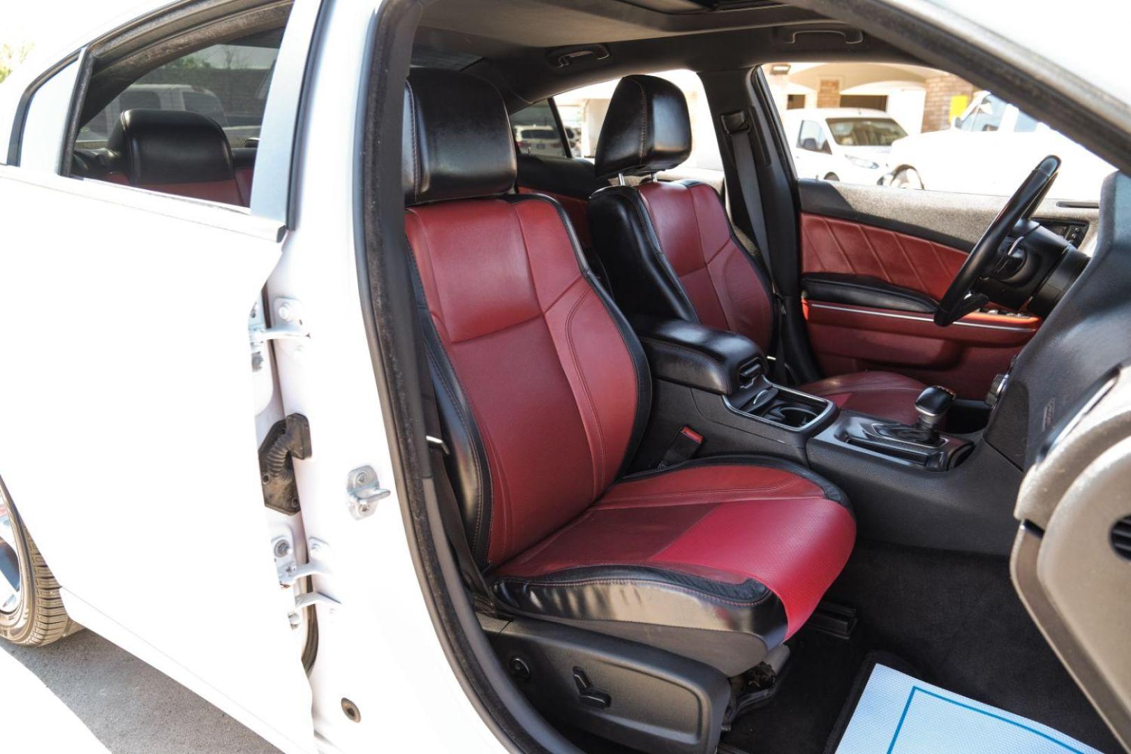 2015 White Dodge Charger SXT AWD (2C3CDXJG9FH) with an 3.6L V6 DOHC 24V engine, 8-Speed Automatic transmission, located at 2401 E Main St., Grand Prairie, TX, 75050, (972) 262-4440, 32.748981, -96.969643 - Photo#37