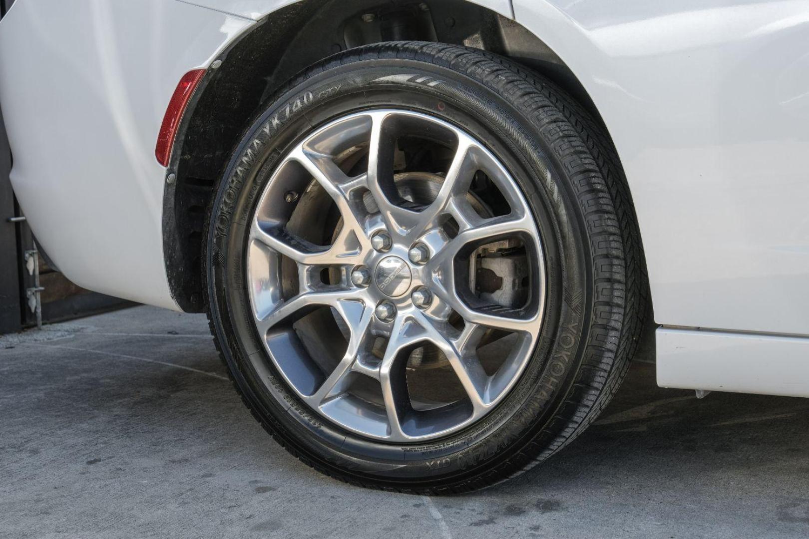 2015 White Dodge Charger SXT AWD (2C3CDXJG9FH) with an 3.6L V6 DOHC 24V engine, 8-Speed Automatic transmission, located at 2401 E Main St., Grand Prairie, TX, 75050, (972) 262-4440, 32.748981, -96.969643 - Photo#59