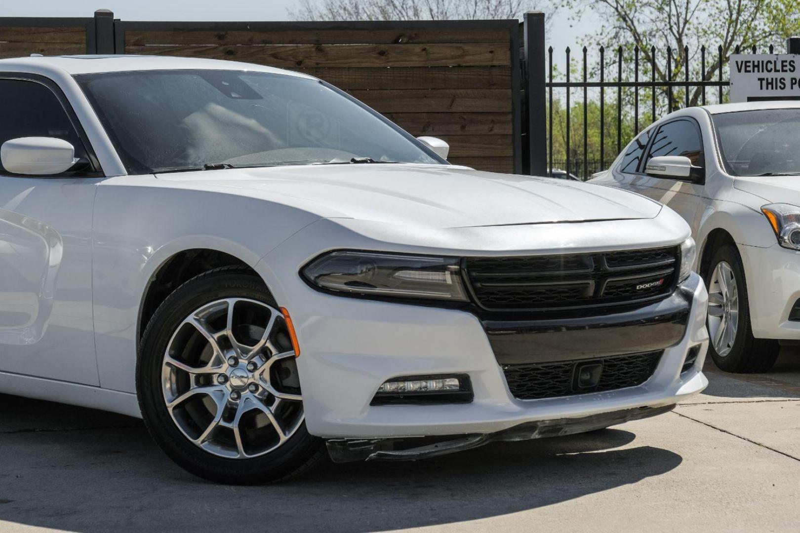 2015 White Dodge Charger SXT AWD (2C3CDXJG9FH) with an 3.6L V6 DOHC 24V engine, 8-Speed Automatic transmission, located at 2401 E Main St., Grand Prairie, TX, 75050, (972) 262-4440, 32.748981, -96.969643 - Photo#8